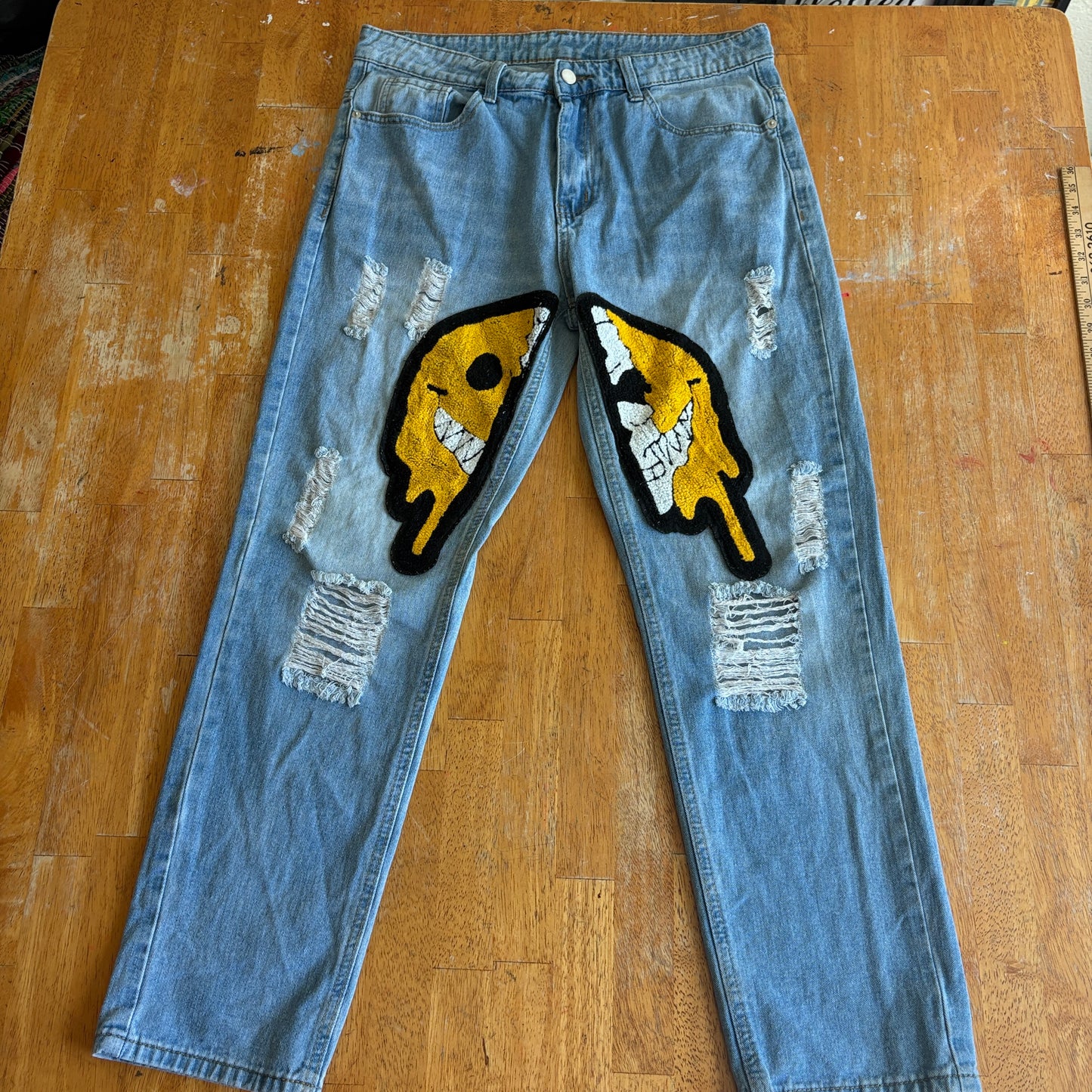 Distressed Graphic Jeans Streetwear Relaxed Fit Tag L Fits Like 32X28 Blue Y2K