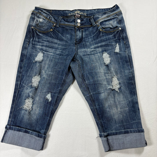 Almost Famous Capri Jeans Womens 16 Distressed Ripped Cuffed Blue Denim Pants
