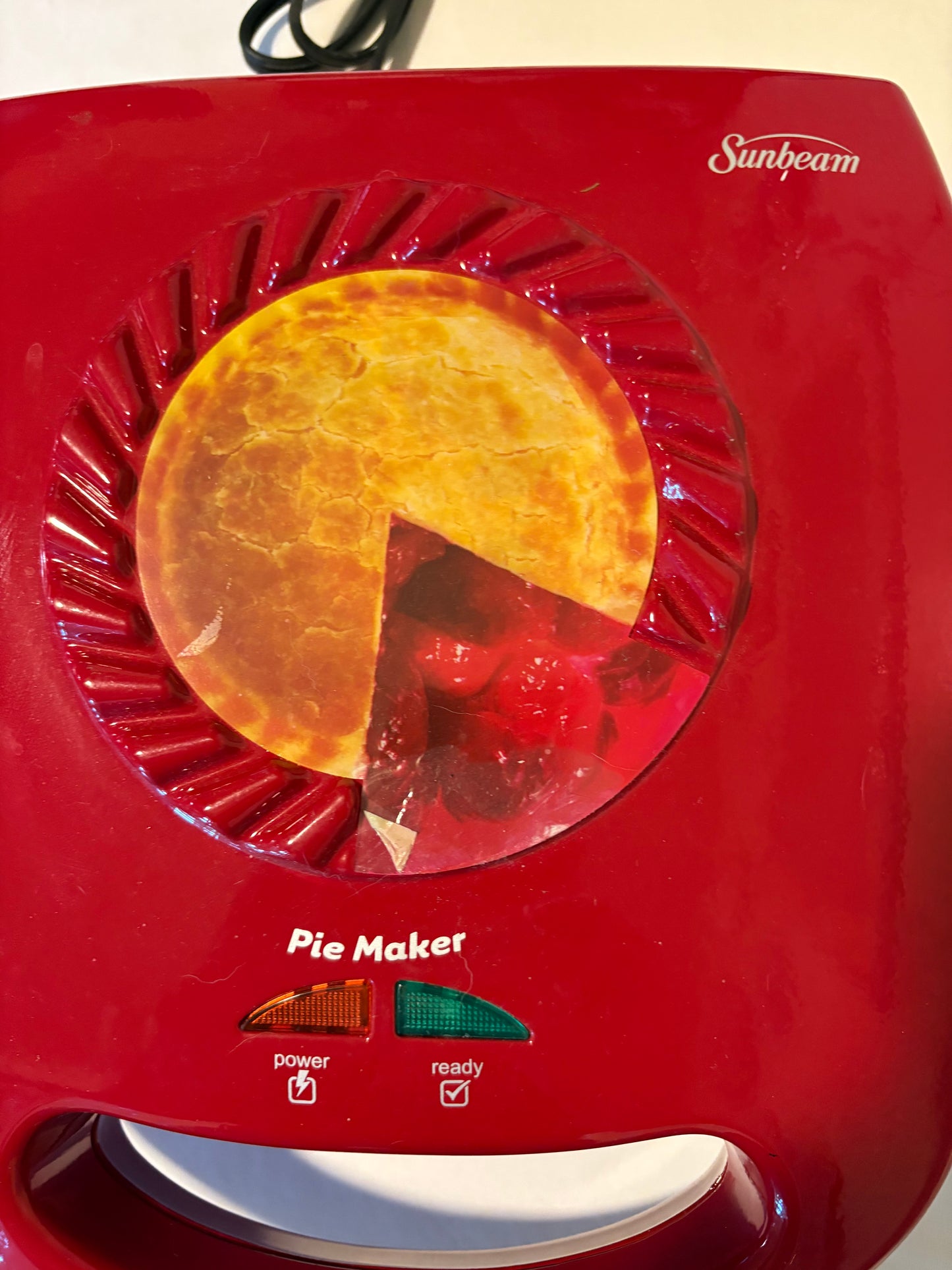 Sunbeam Mini Pie Maker Model FPSBPMM980 Red 4-Pie Nonstick Electric Kitchen Tested