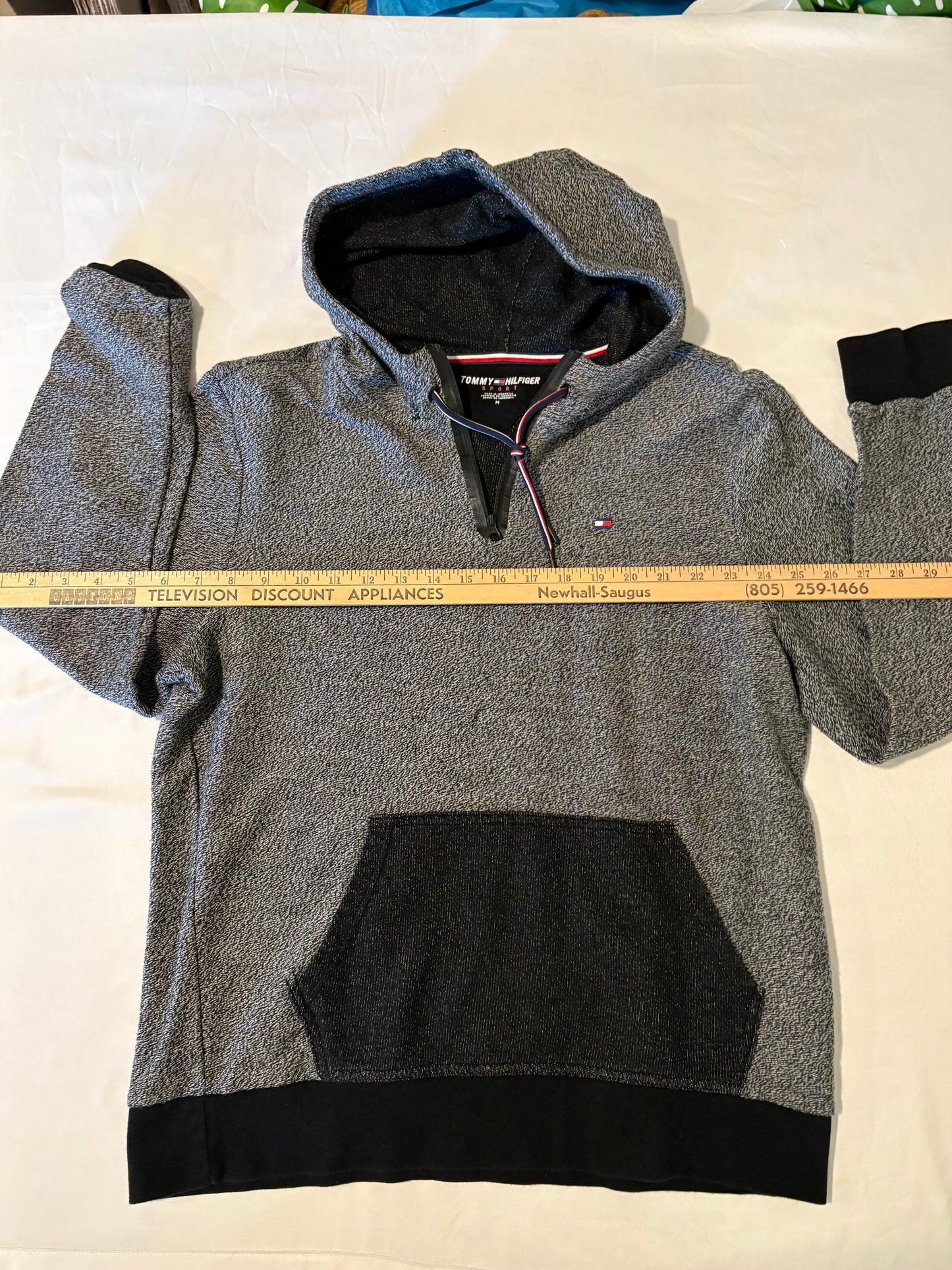 Tommy Hilfiger Hoodie Men’s M – Gray Black Pullover Sweatshirt – 1/4 Zip Logo