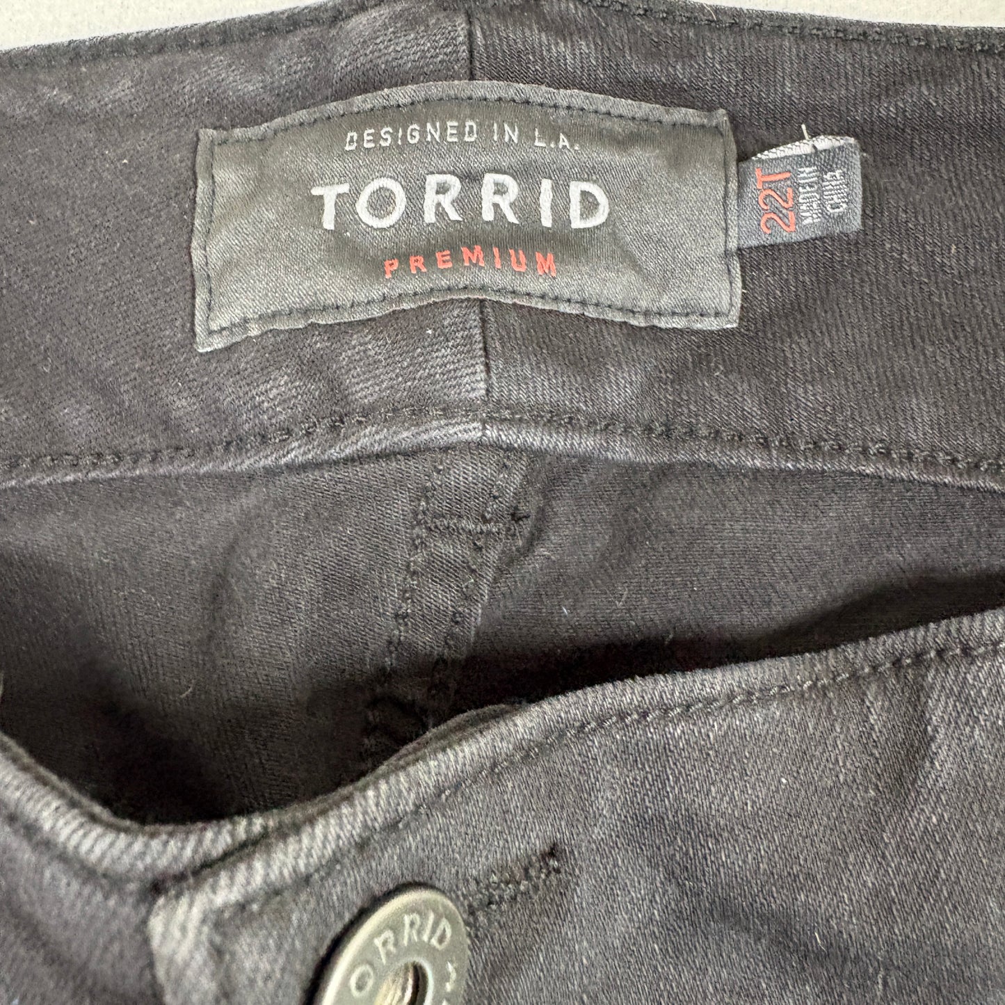 Torrid Womens Plus 22T Premium Black Distressed Jeans Y2K Grunge High Rise