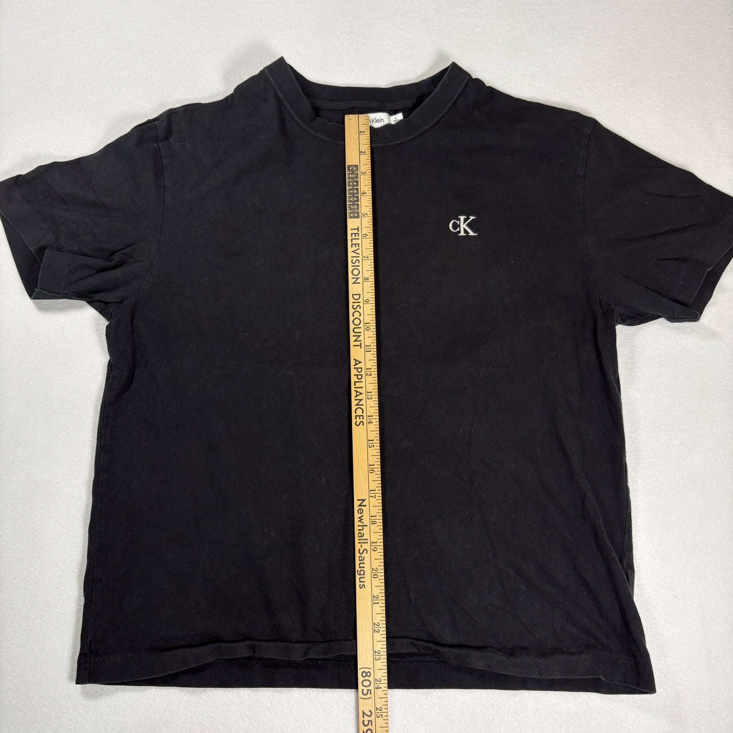 Calvin Klein Mens Black T Shirt Medium Relaxed Fit cK Logo Minimalist Vintage