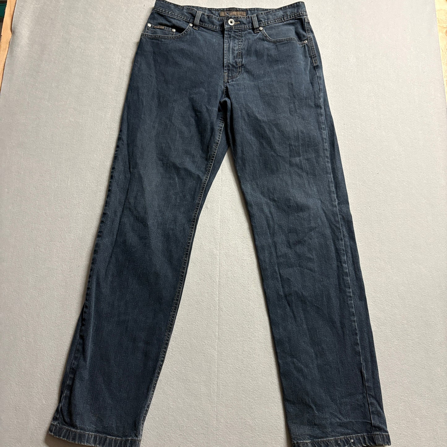 Brax Feel Good Straight Leg Dark Wash Jeans Tag X Fits Like 32X33 Denim Pants