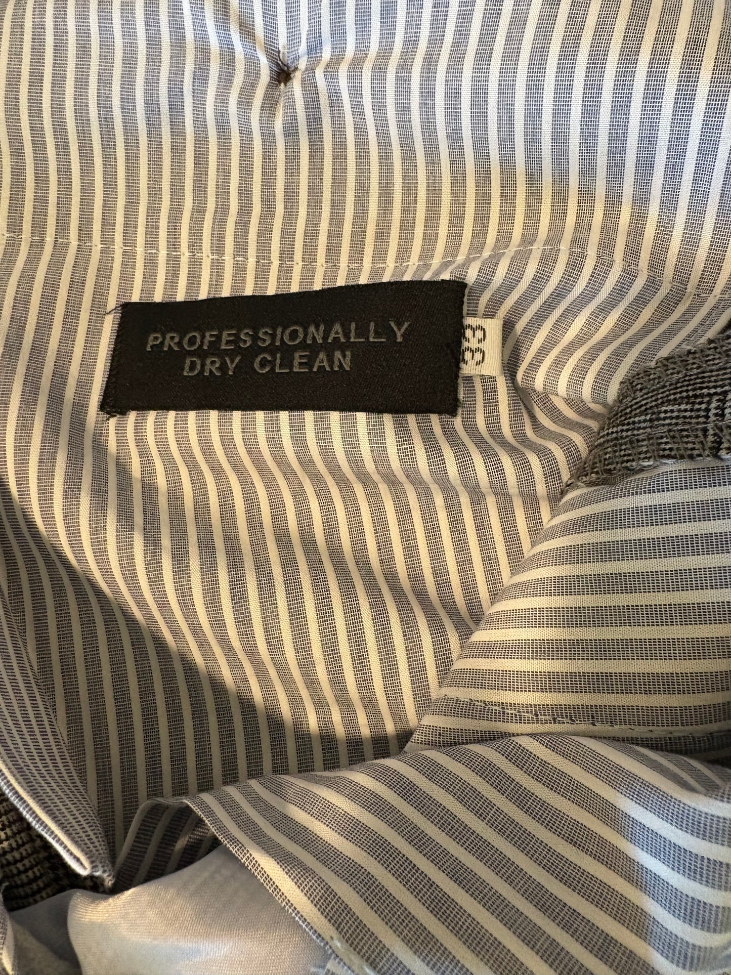 Berle Gray Plaid Dress Pants Men's 33x31 Flat Front Wool Blend Trousers NWT