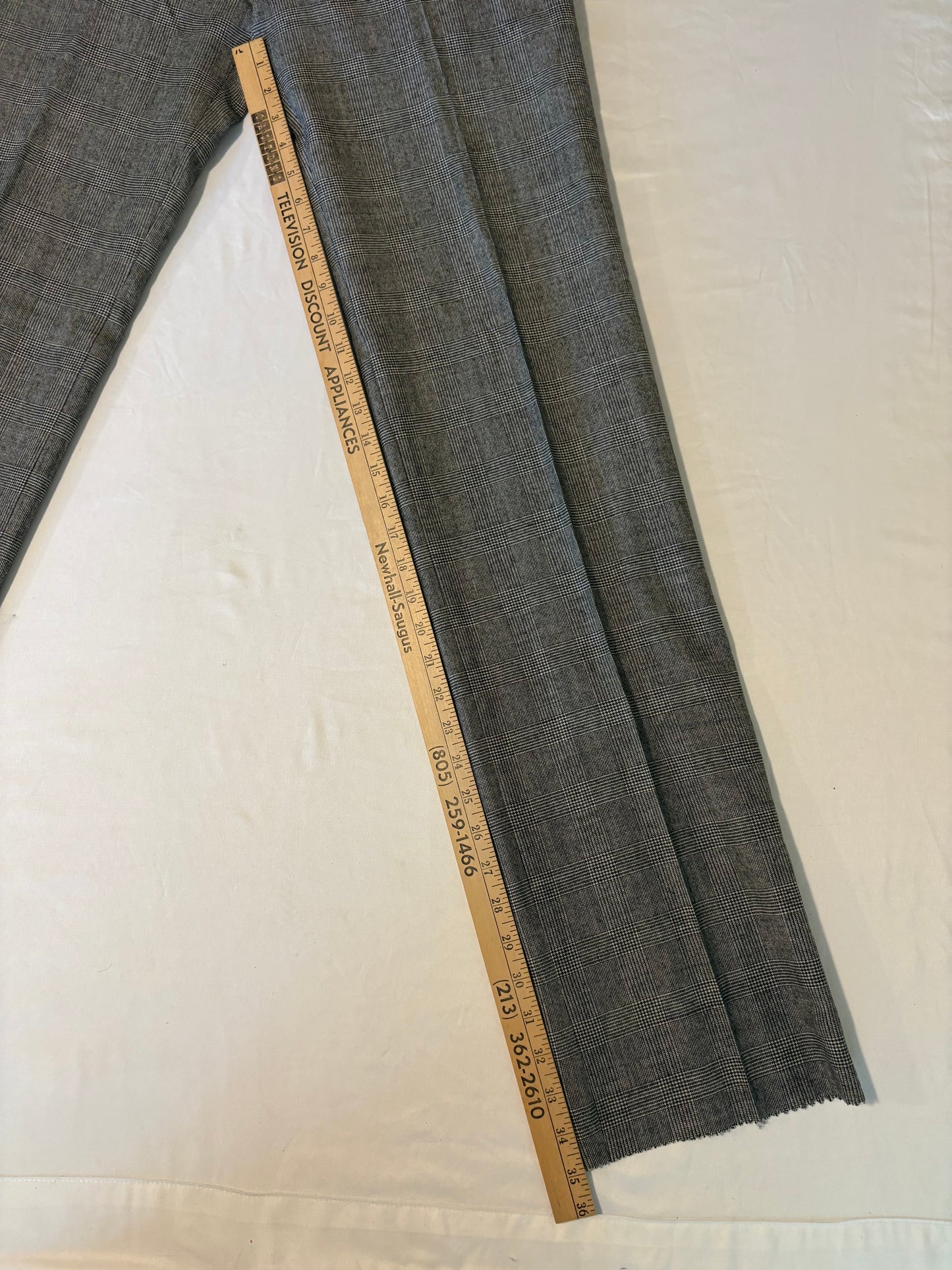 Berle Gray Plaid Dress Pants Men's 33x31 Flat Front Wool Blend Trousers NWT