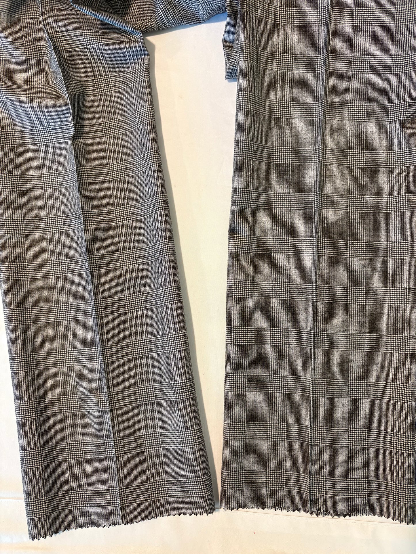 Berle Gray Plaid Dress Pants Men's 33x31 Flat Front Wool Blend Trousers NWT