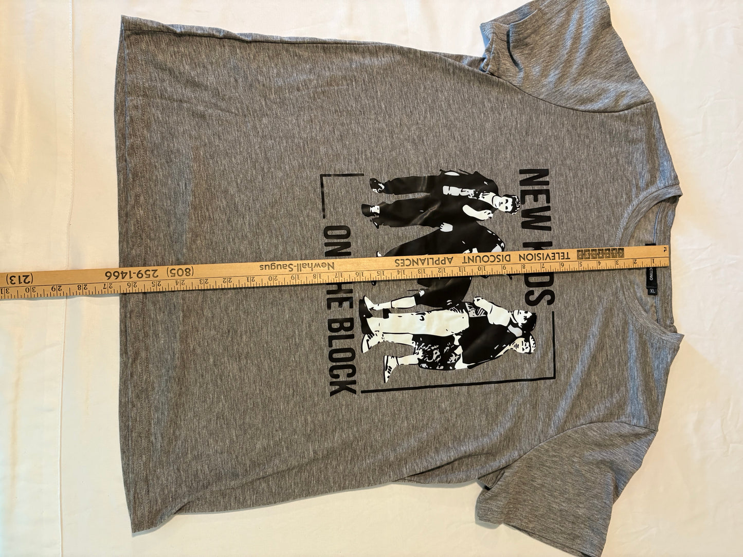 New Kids on the Block T-Shirt Mens XL Gray Graphic Band Tee CHICTINO Retro Pop
