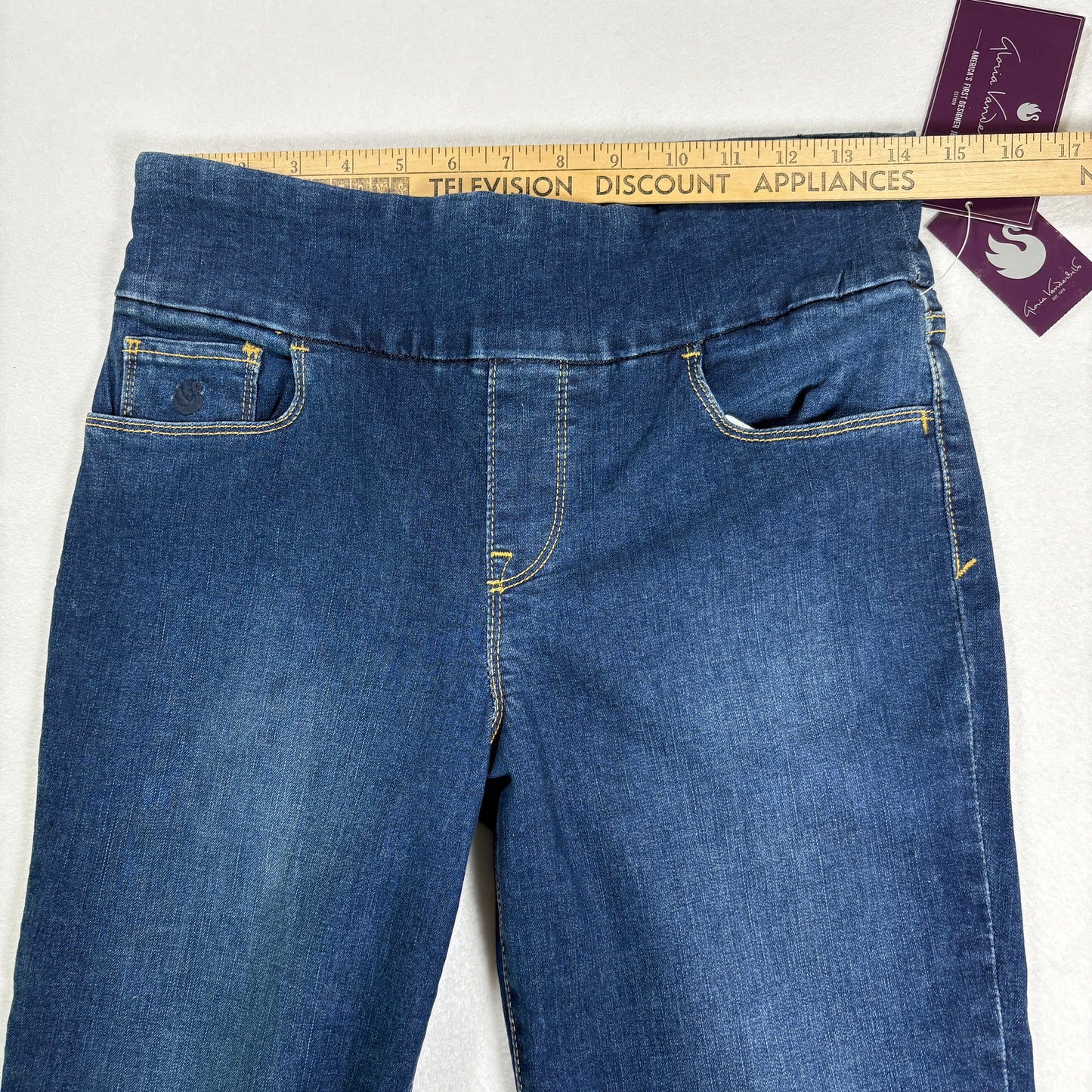 Gloria Vanderbilt Womens Amanda Capri Jeans Size 6 Blue Super Stretch Denim NWT