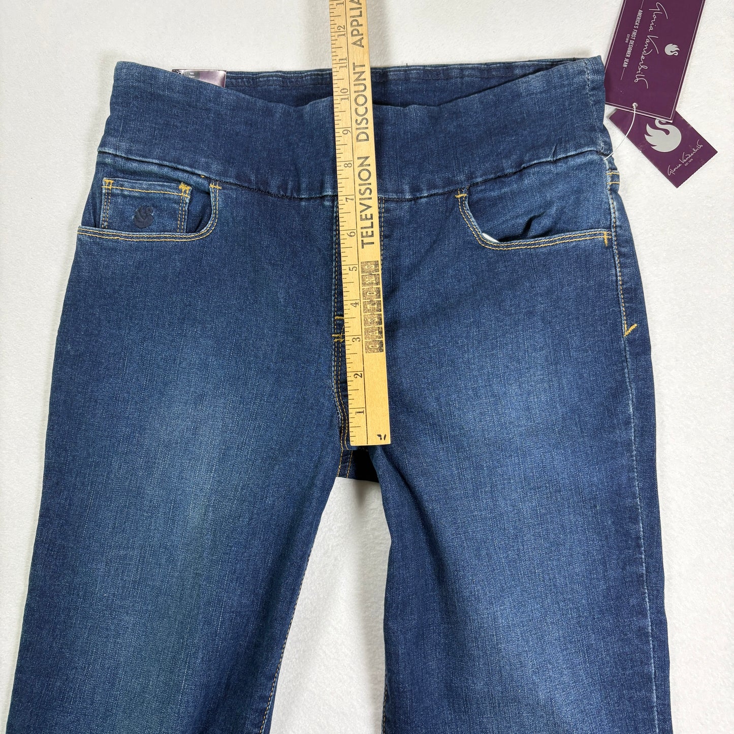 Gloria Vanderbilt Womens Amanda Capri Jeans Size 6 Blue Super Stretch Denim NWT