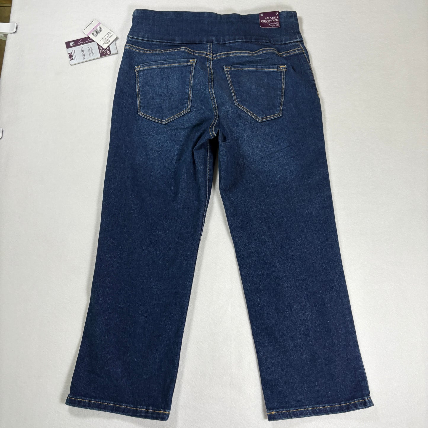 Gloria Vanderbilt Womens Amanda Capri Jeans Size 6 Blue Super Stretch Denim NWT