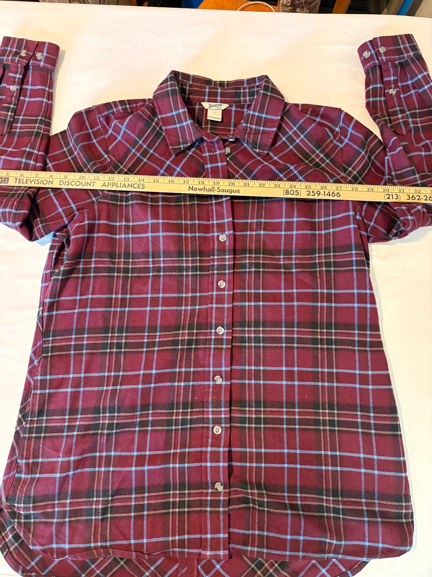 Duluth Trading Co Women’s Flannel Shirt L Plaid Button Up Red Blue Long Sleeve