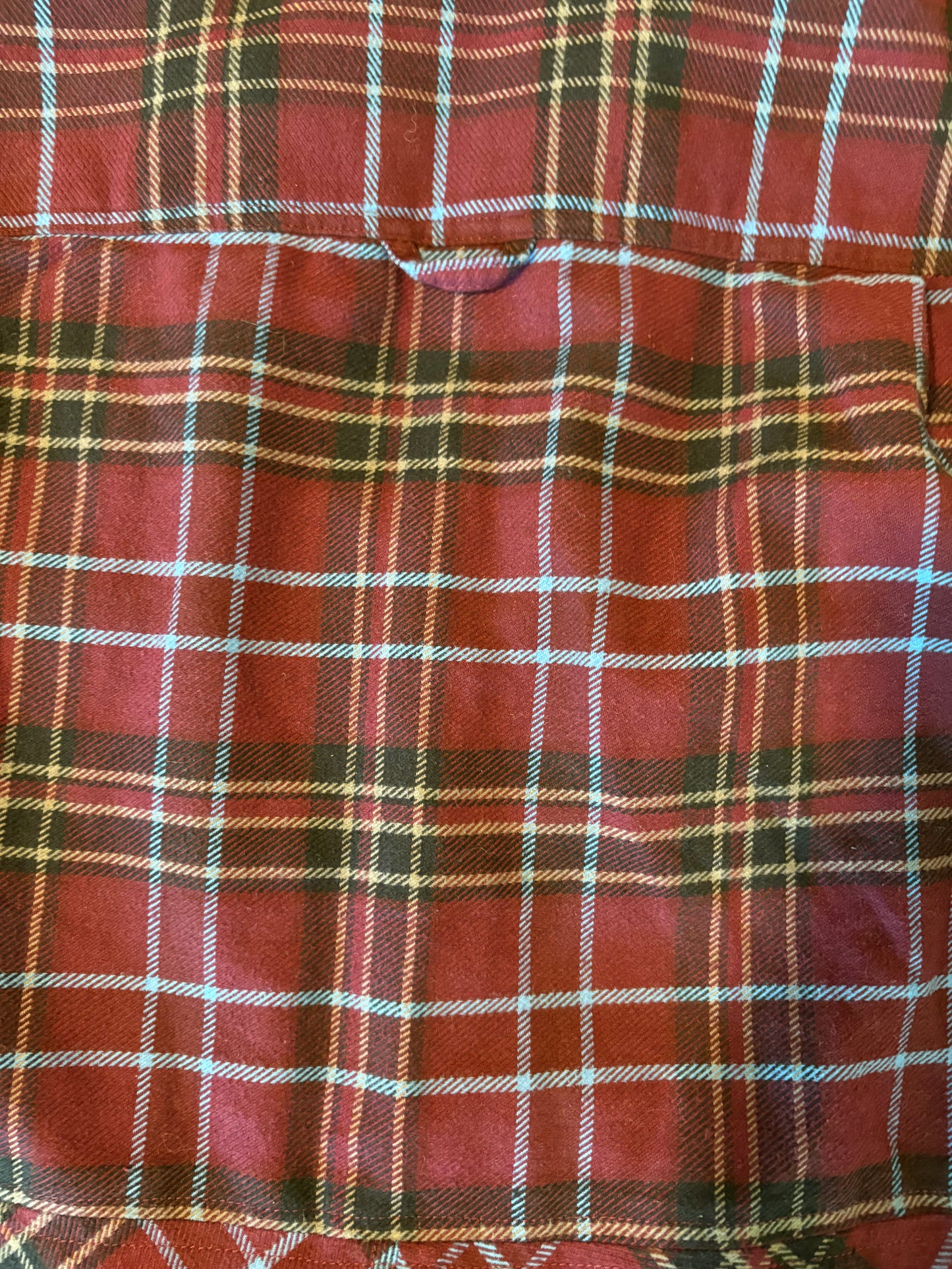 Duluth Trading Co Women’s Flannel Shirt L Plaid Button Up Red Blue Long Sleeve