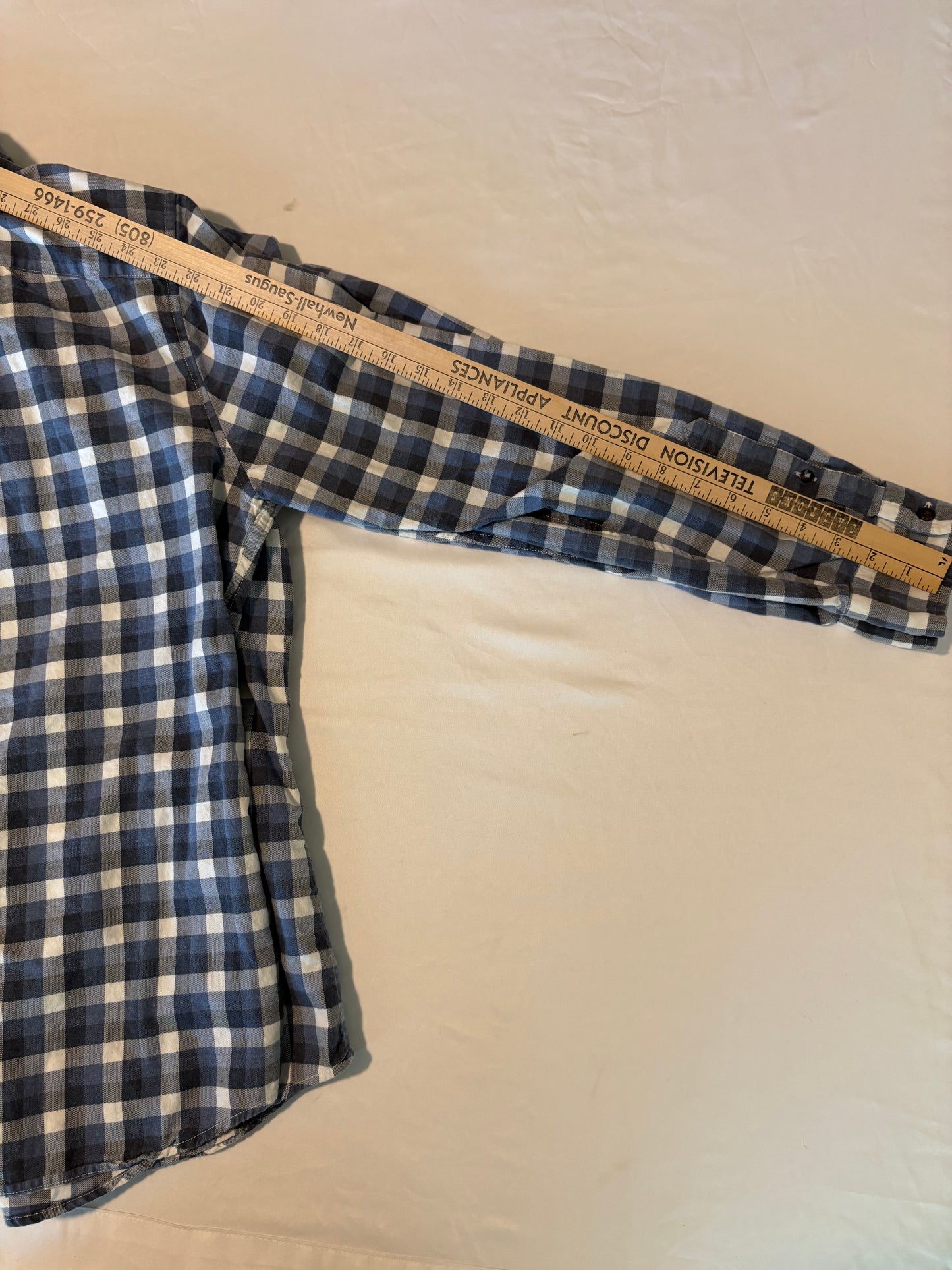 Banana Republic Luxe Flannel Shirt Men’s L Slim Fit Blue White Plaid Long Sleeve