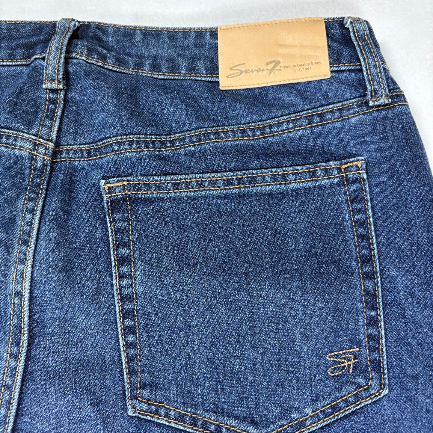 Seven7 Womens Jeans Size 6 Slim Straight Blue Denim Stretch Classic