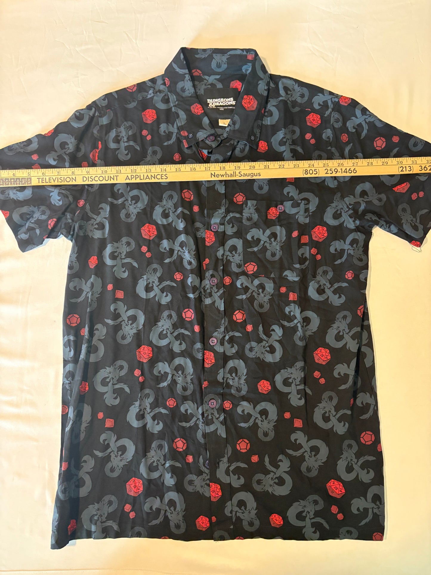 Dungeons & Dragons Shirt Large Button Up Black Red Dice Dragon 2023 Wizards L