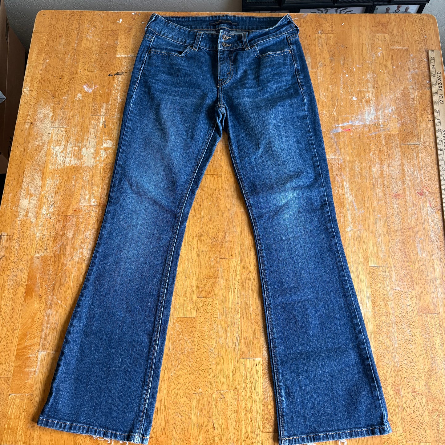 Levi’s 526 Womens 30x30 Slender Bootcut Blue Stretch Denim Jeans Size 6
