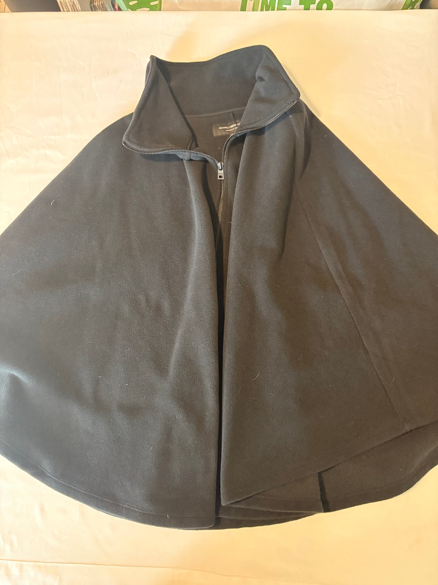 Marc New York Andrew Marc Black Fleece Cape Jacket Women’s Size M Zip Up