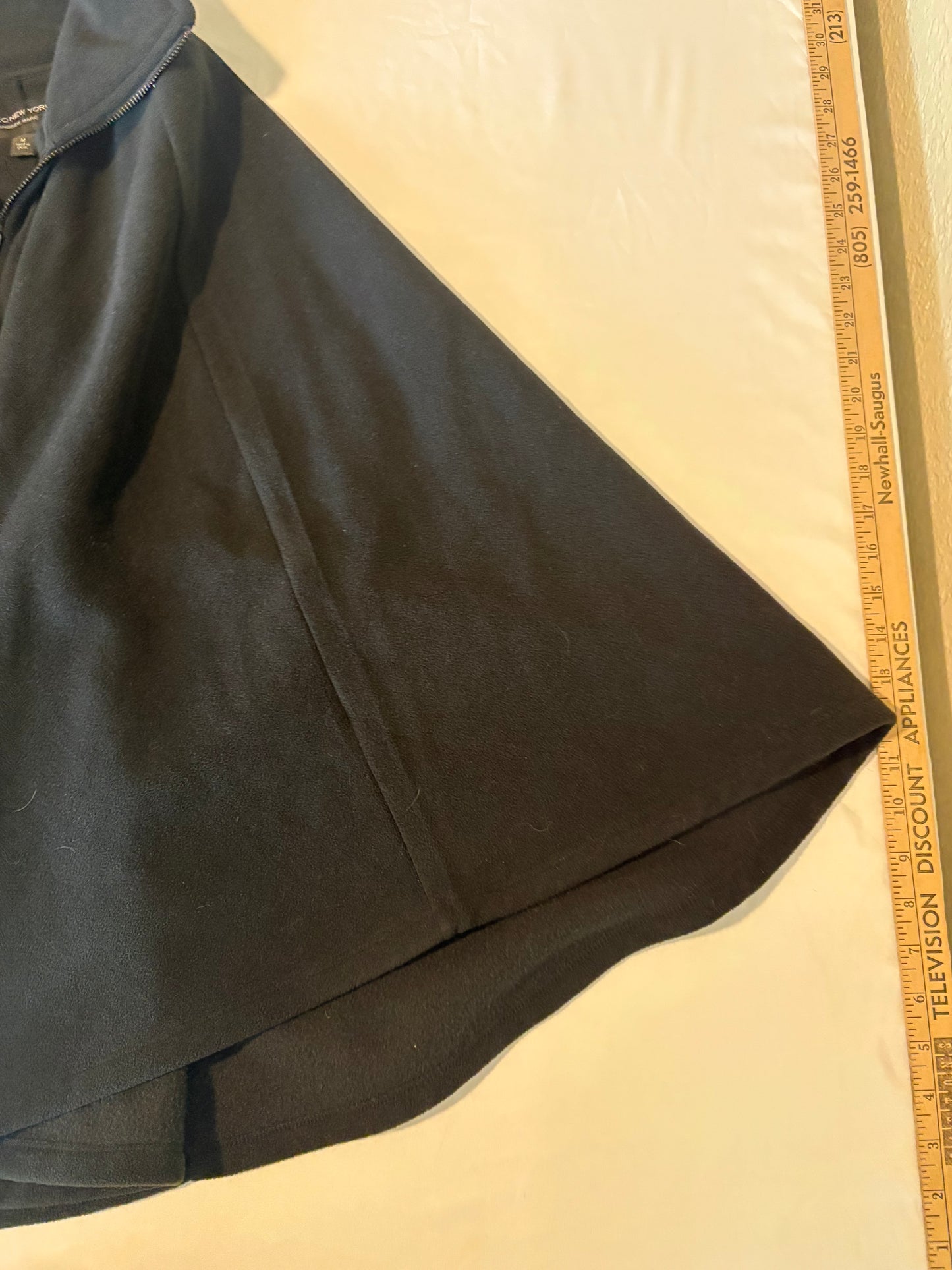 Marc New York Andrew Marc Black Fleece Cape Jacket Women’s Size M Zip Up