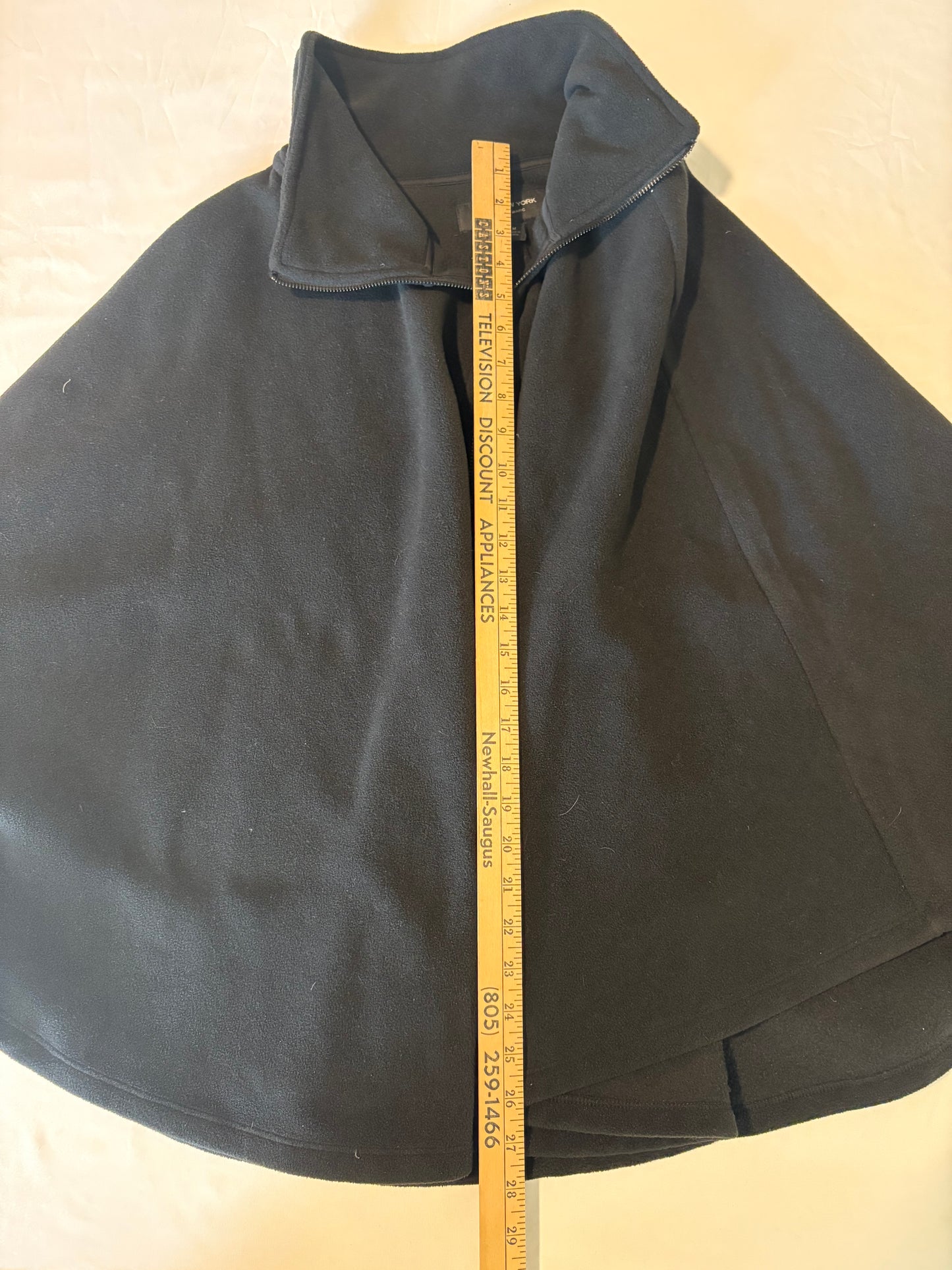 Marc New York Andrew Marc Black Fleece Cape Jacket Women’s Size M Zip Up