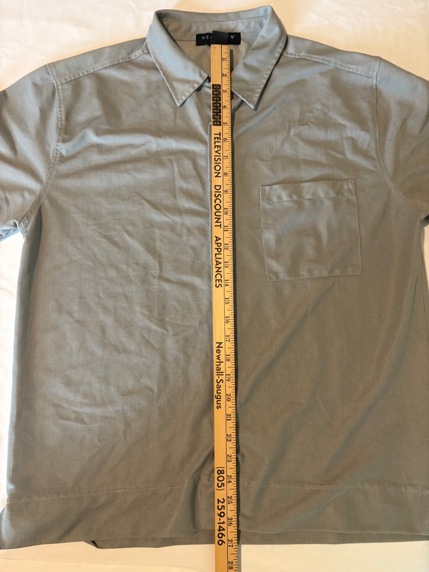 Kenneth Cole Reaction Men’s Button-Up Shirt XL Gray Short Sleeve Lightweight Casual