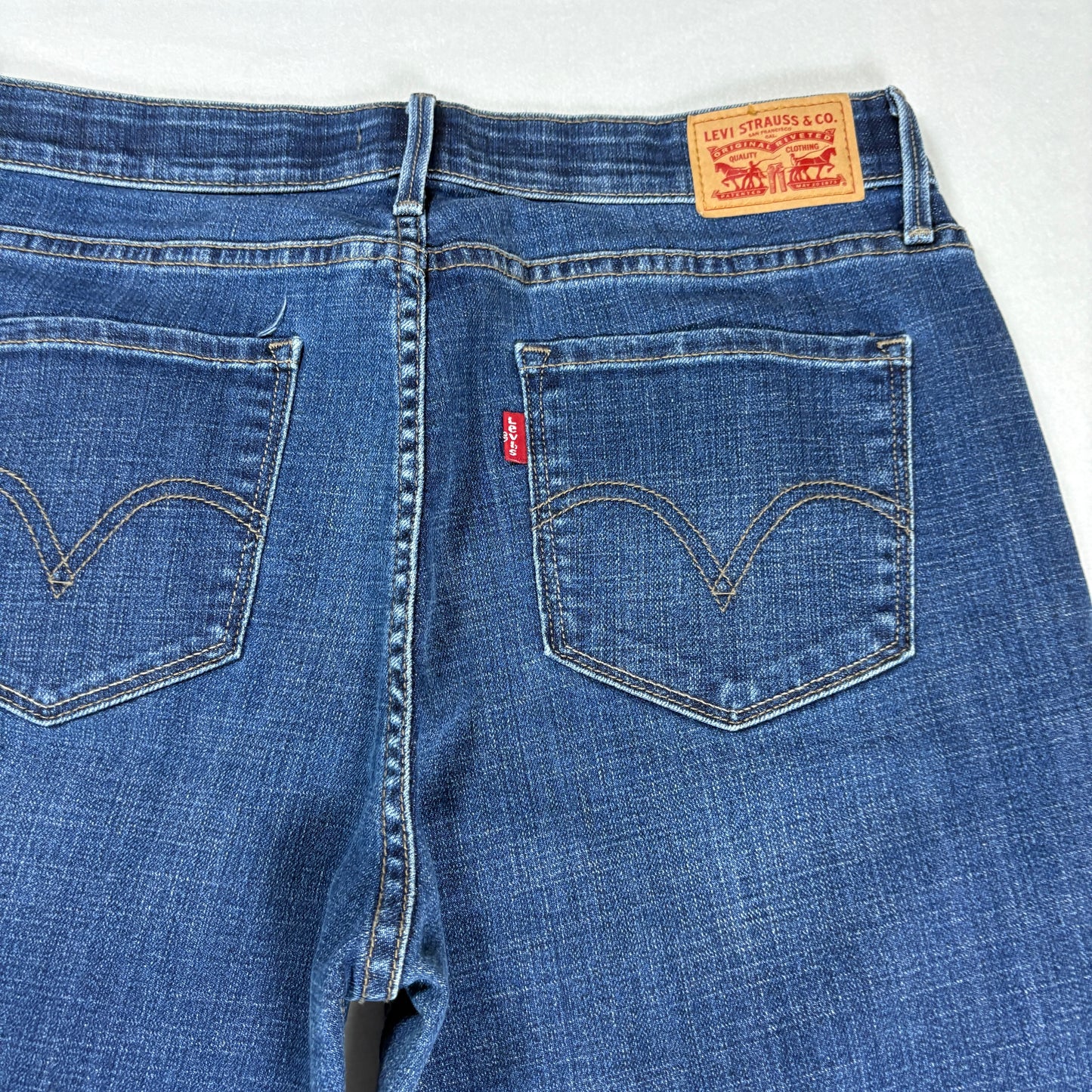 Levis Womens 525 Jeans 12 Blue Denim Perfect Waist Straight High Rise Y2K