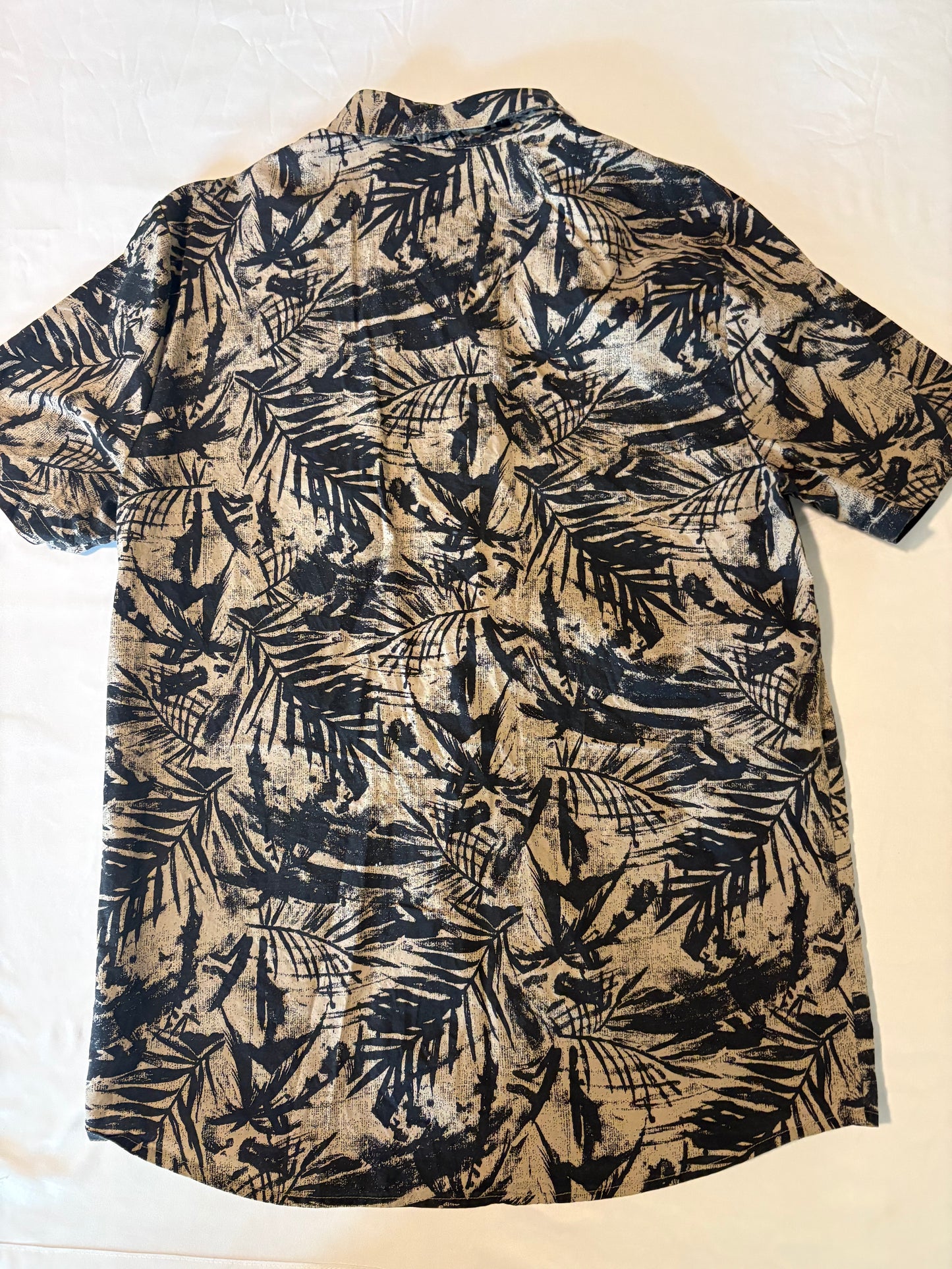 Volcom Men's Shirt M Button-Up Palm Print Short Sleeve Black Tan Casual Surf Style