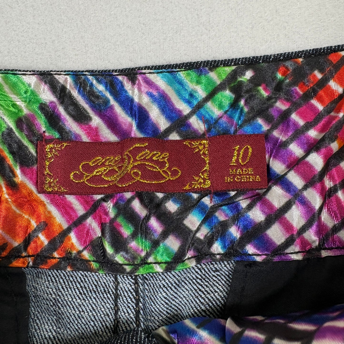 One Jane Womens 10 Dark Wash Denim Capri Pants Cuffed Mid Rise Stretch Cropped