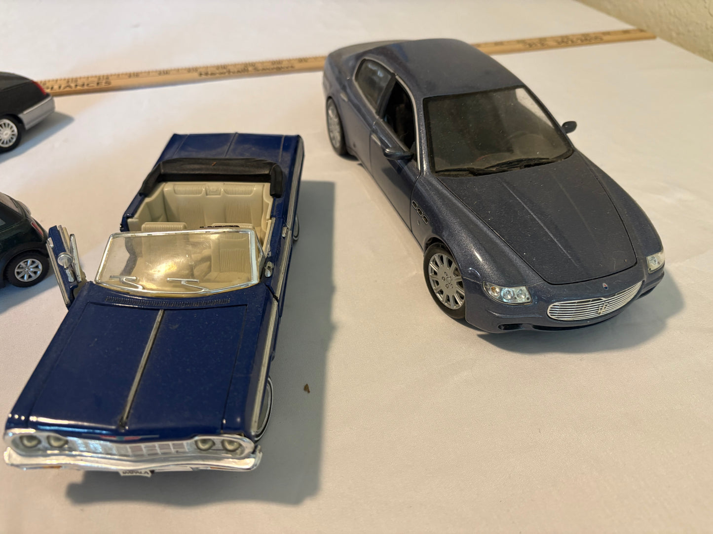 Lot of 5 Die-Cast Metal Cars – 1:24 Scale Assorted Models – Limo, Mini, Convertible