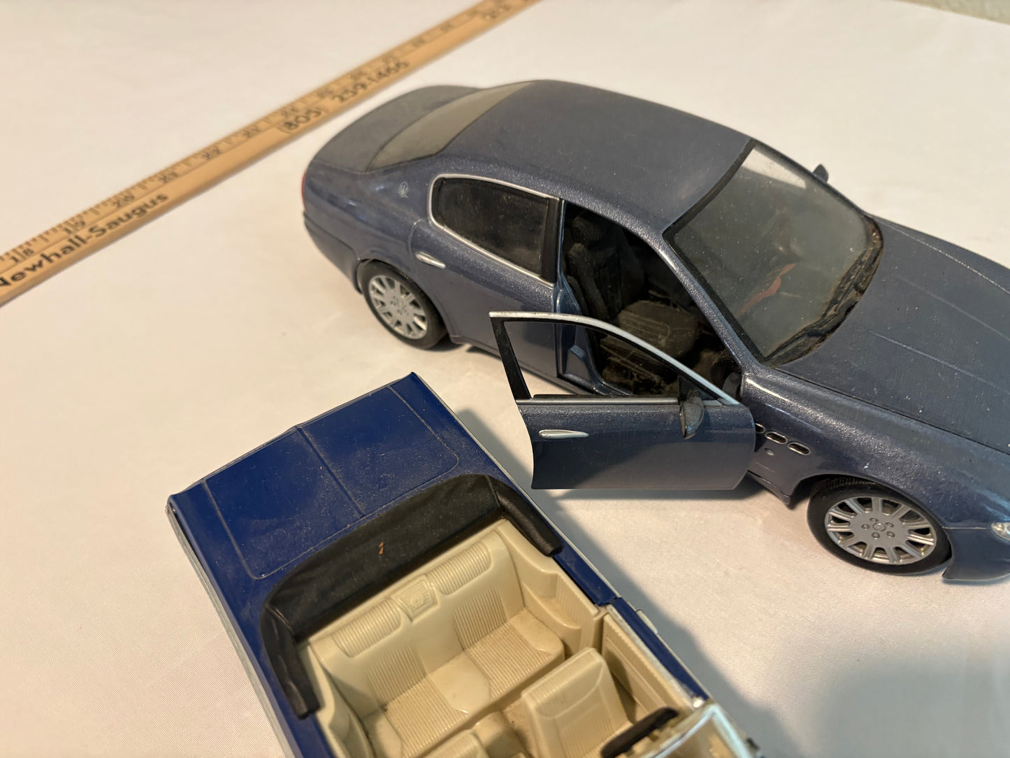 Lot of 5 Die-Cast Metal Cars – 1:24 Scale Assorted Models – Limo, Mini, Convertible