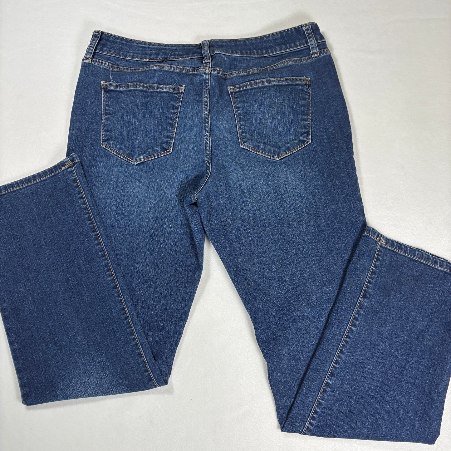 St Johns Bay Womens Jeans 12 Blue Bootcut Stretch Denim Y2K Vintage