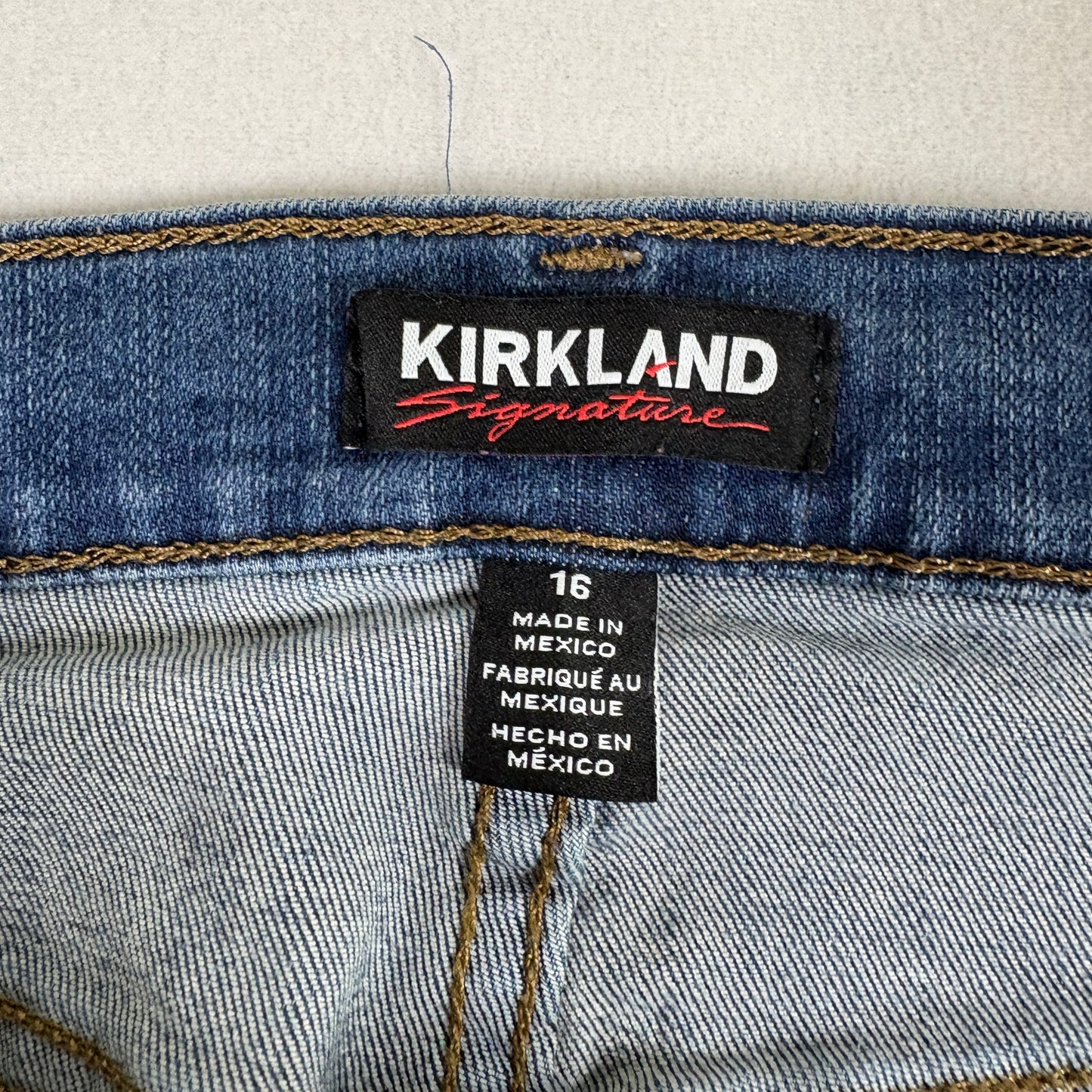 Kirkland Signature Womens Jeans 16 Medium Wash Stretch Denim High Rise Y2K Vintage