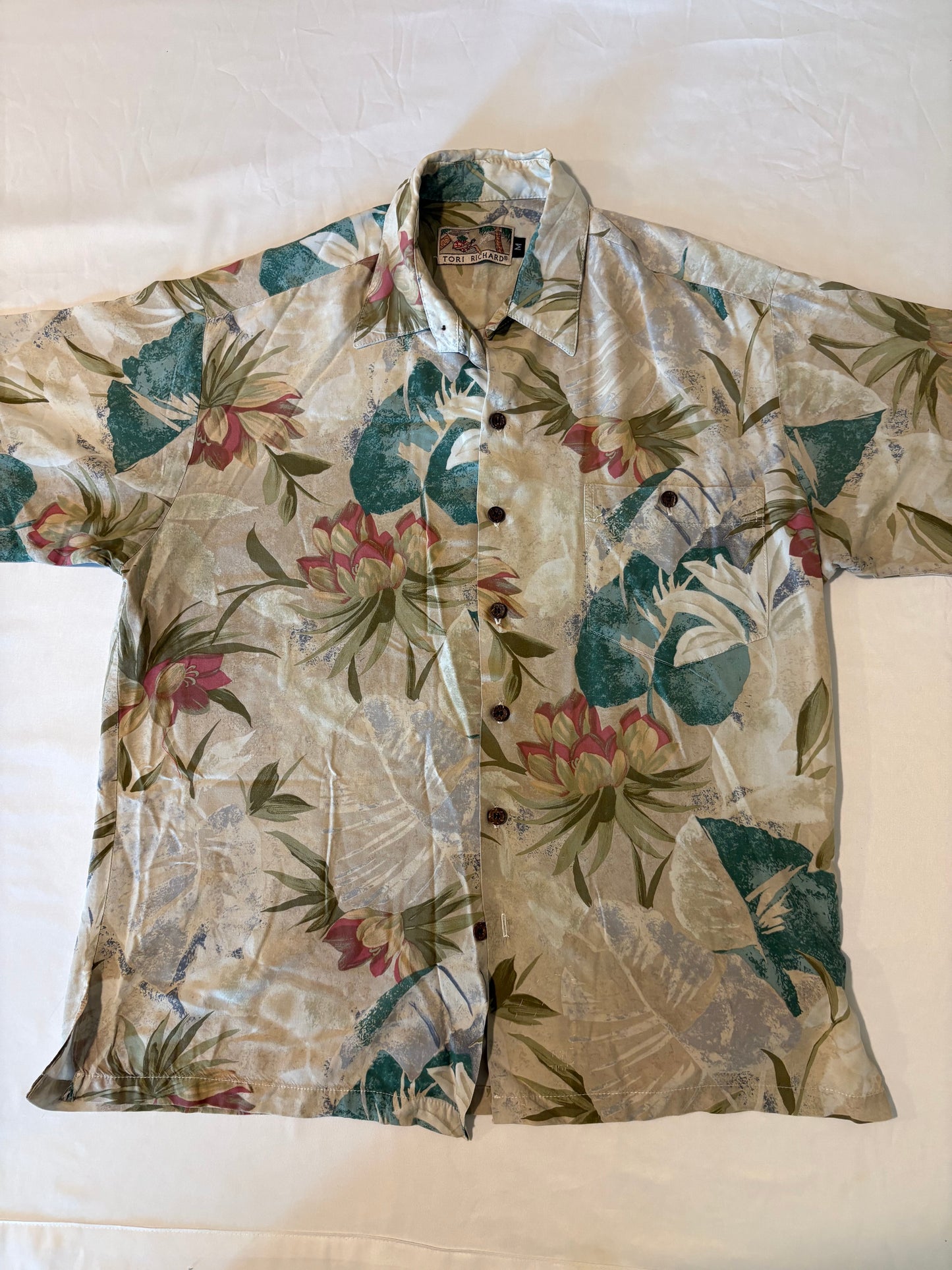 Tori Richard Men's Hawaiian Shirt M Floral Tropical Aloha Camp Button Up Vtg