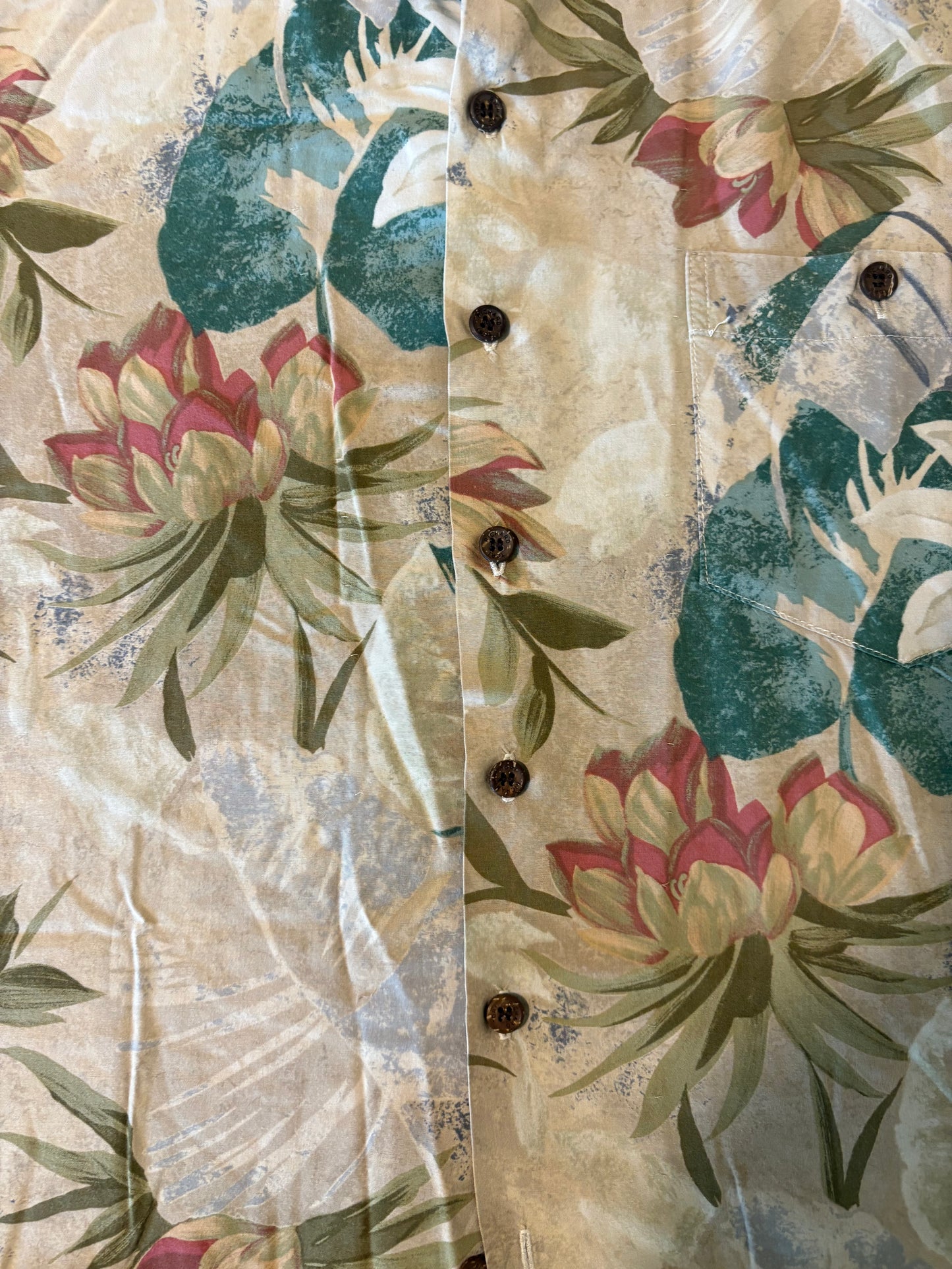 Tori Richard Men's Hawaiian Shirt M Floral Tropical Aloha Camp Button Up Vtg