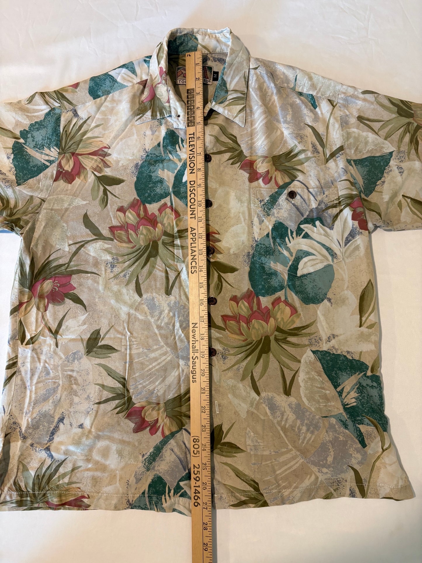 Tori Richard Men's Hawaiian Shirt M Floral Tropical Aloha Camp Button Up Vtg