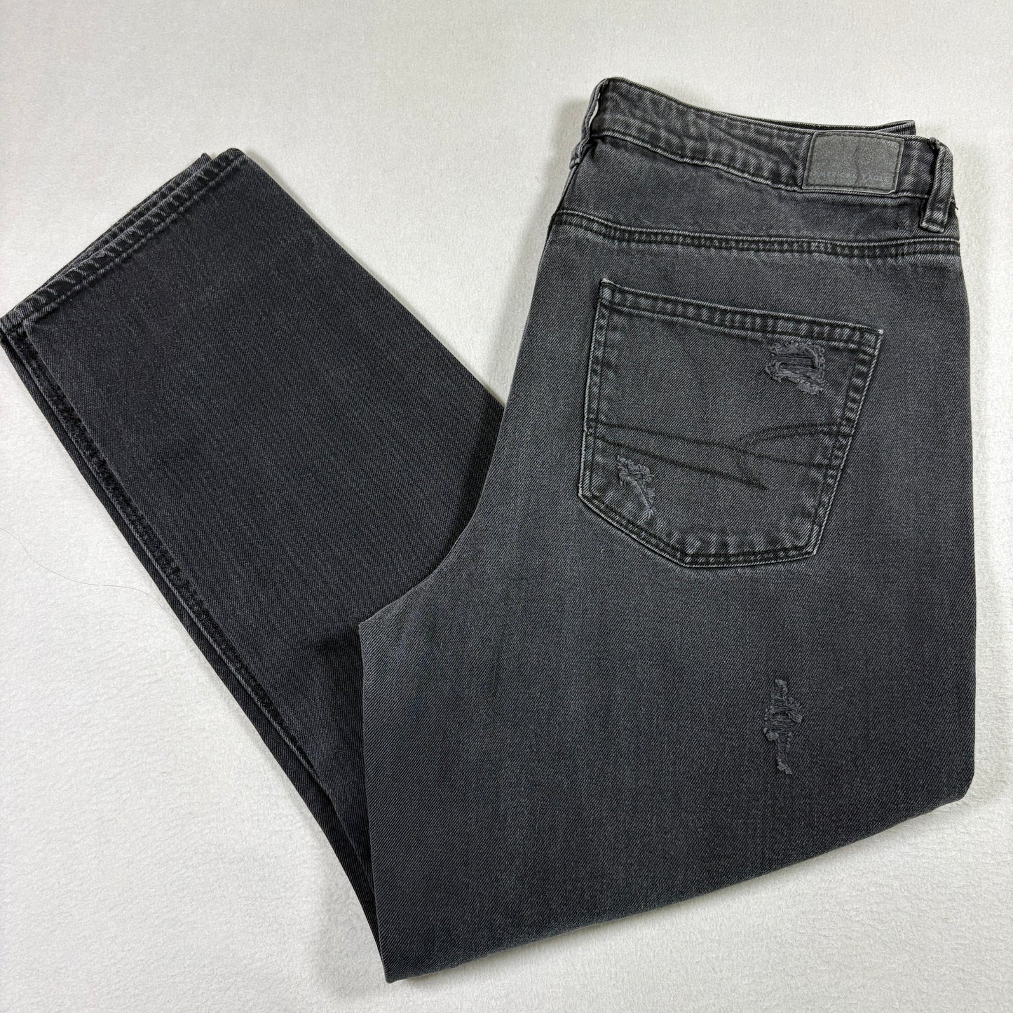 American Eagle Womens Black Distressed Straight Jeans Size 12 Y2K Grunge Denim