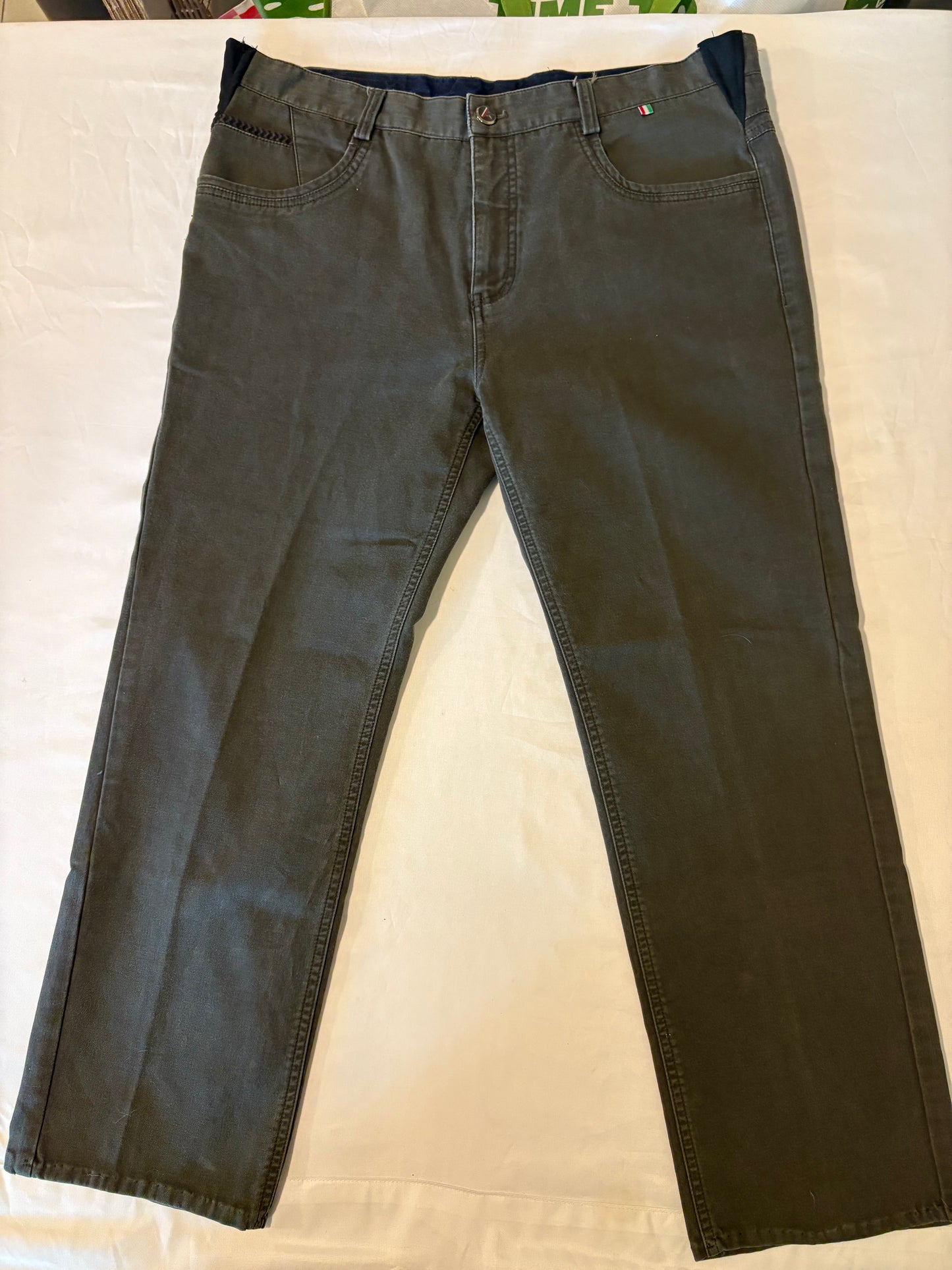 Faded Glory Women’s Jeans Size 14 ~34 Waist Organic Denim Straight Leg Dark Wash