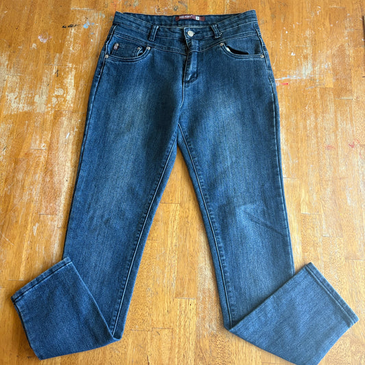 Skinny Jeans Stretch Denim Dark Wash Red Pony Tag 9 Fits Like 29X30 Slim Taper