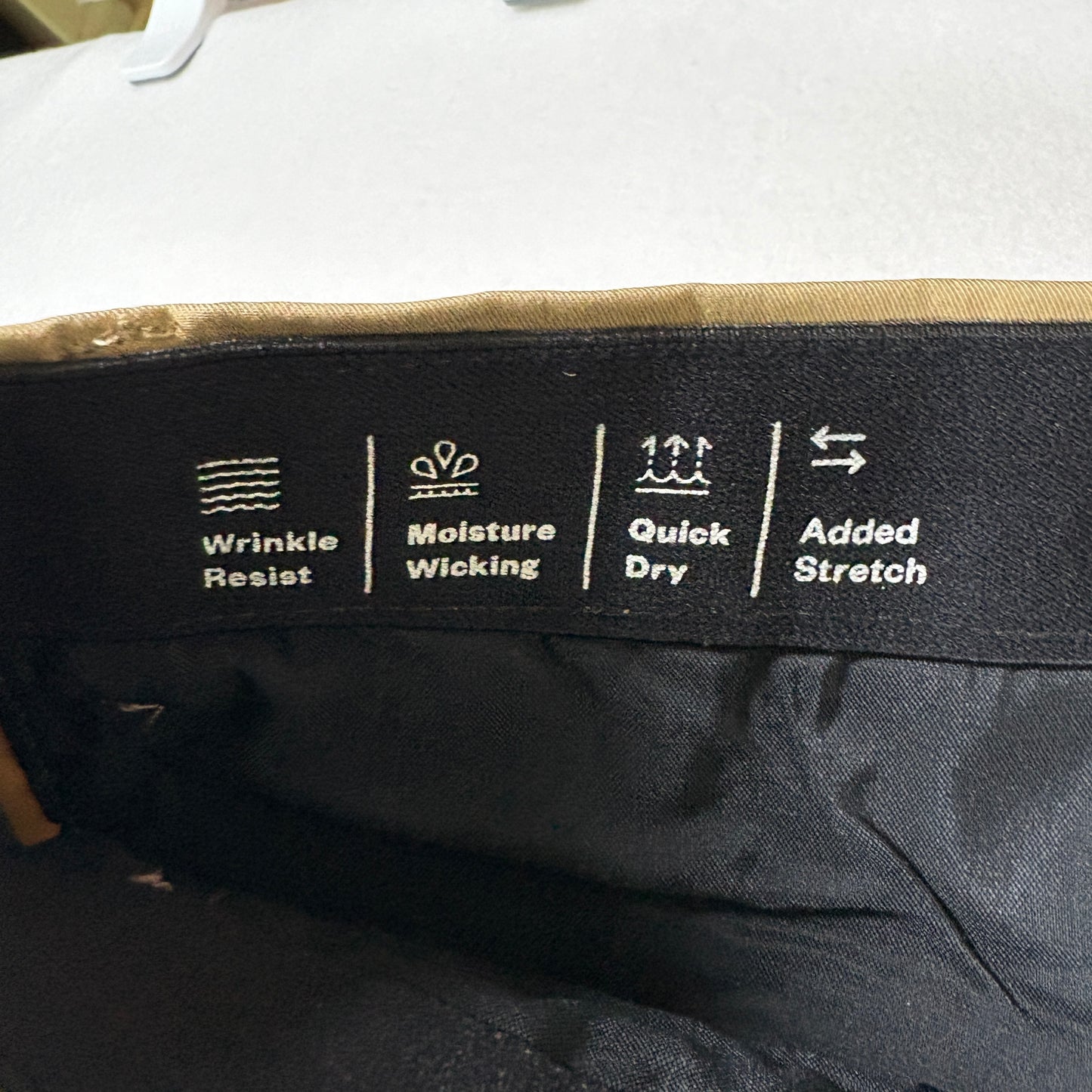 NWT Goodfellow & Co Mens Chino Pants 28x30 Slim Tech Khaki Stretch Wrinkle Resist