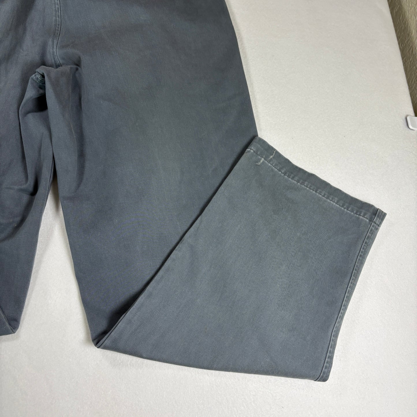 Dockers Mens Khakis Pants 36x34 Gray Classic Fit 100% Cotton Chino