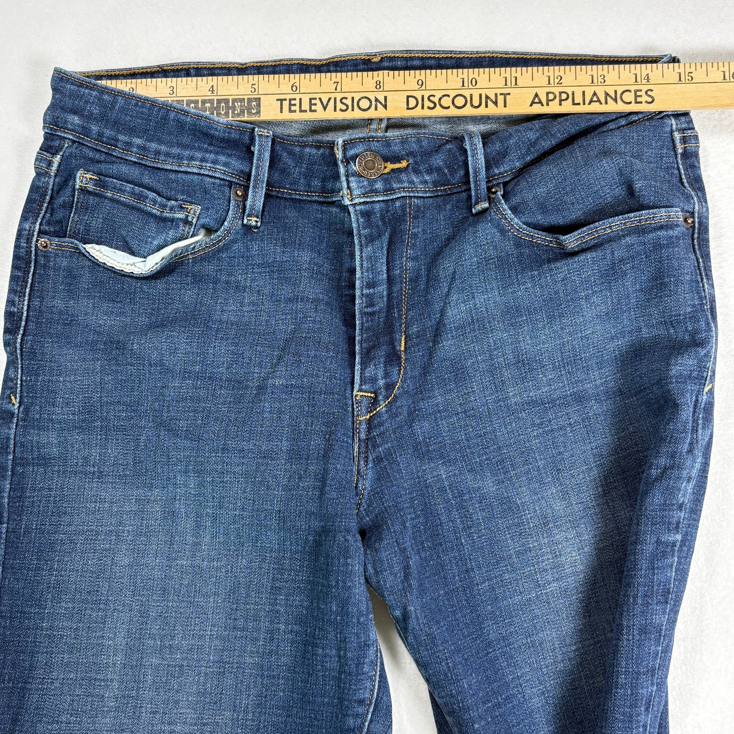 Levis Womens Jeans Sz 12 Blue Mid Rise Skinny Stretch Denim Y2K 90s Vintage Look