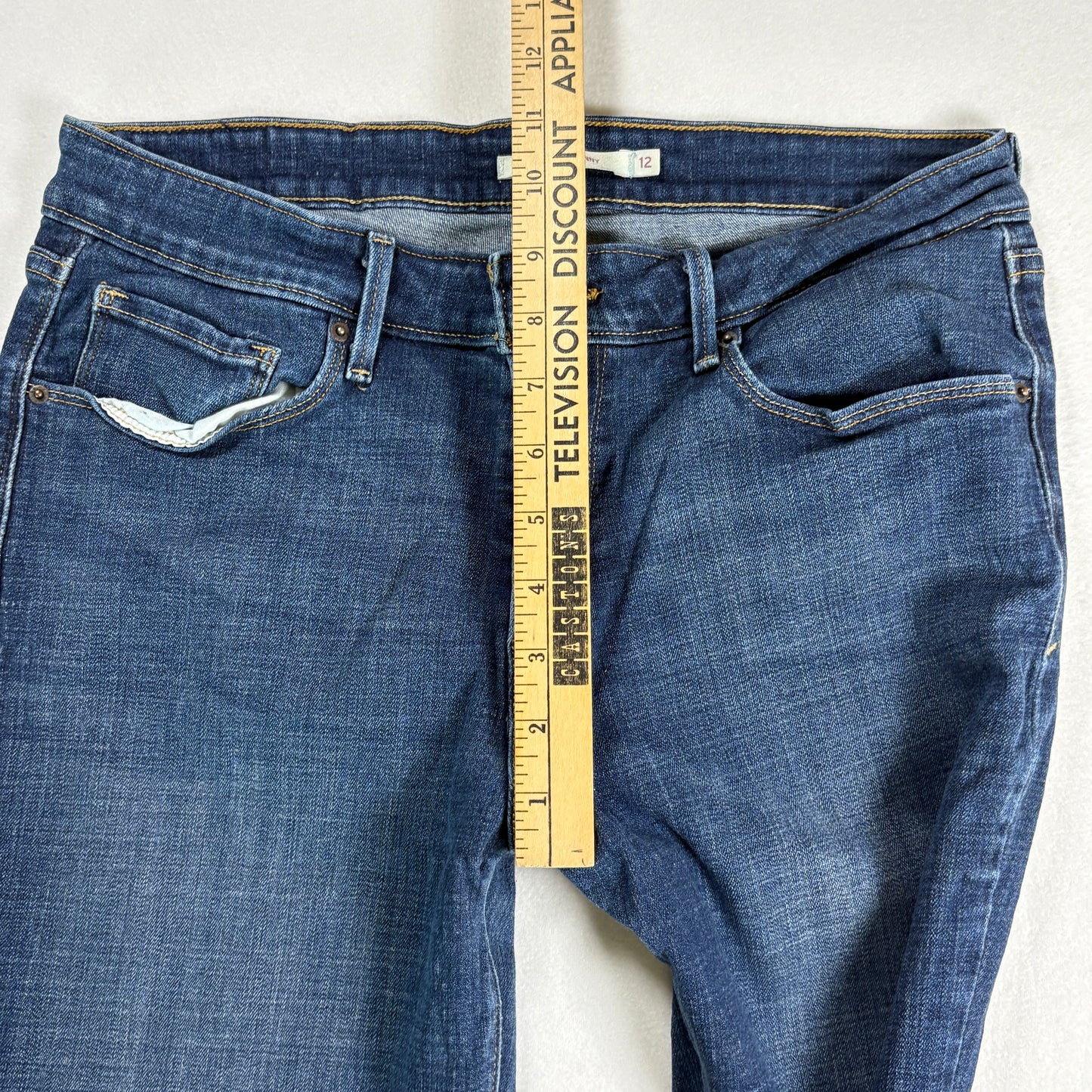 Levis Womens Jeans Sz 12 Blue Mid Rise Skinny Stretch Denim Y2K 90s Vintage Look