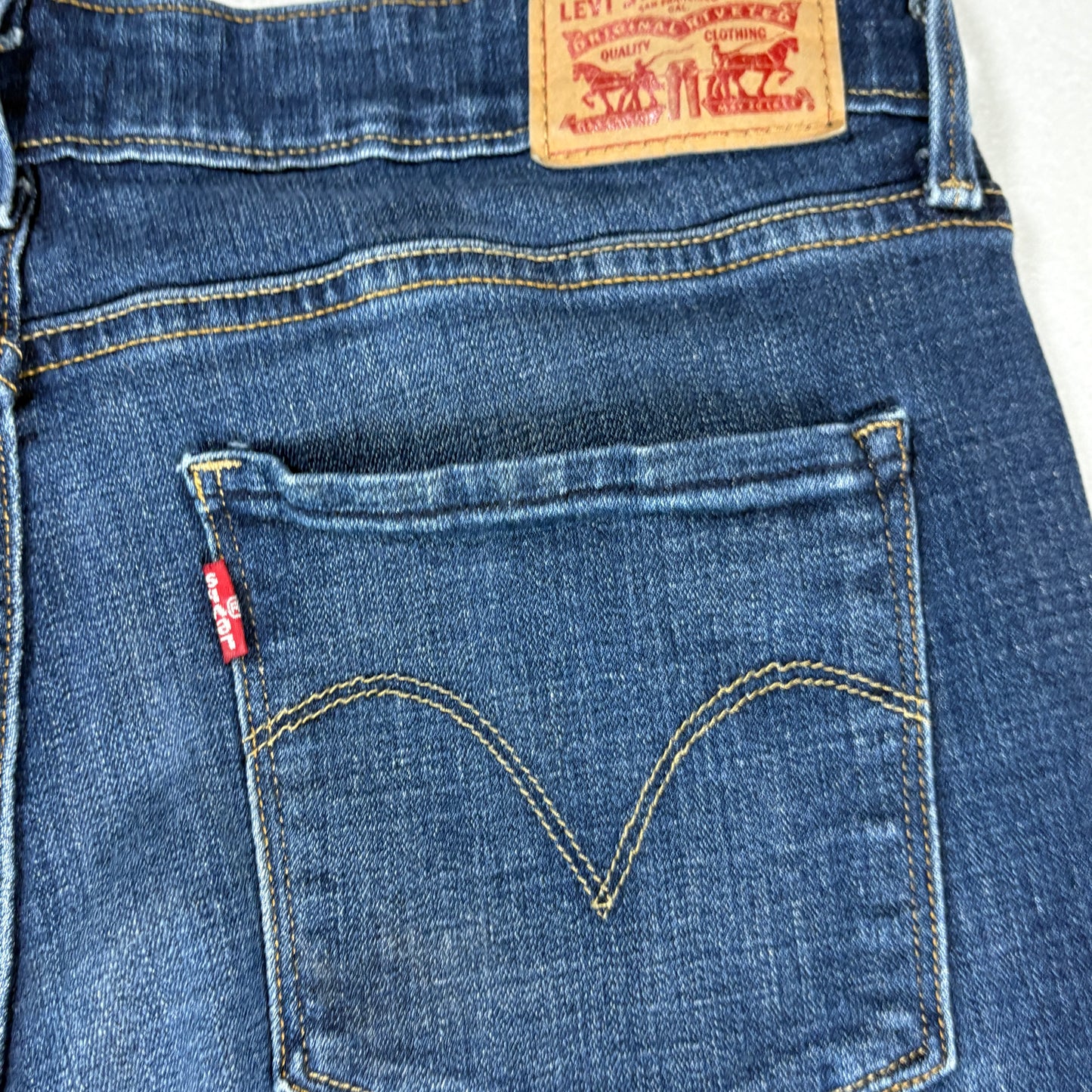 Levis Womens Jeans Sz 12 Blue Mid Rise Skinny Stretch Denim Y2K 90s Vintage Look