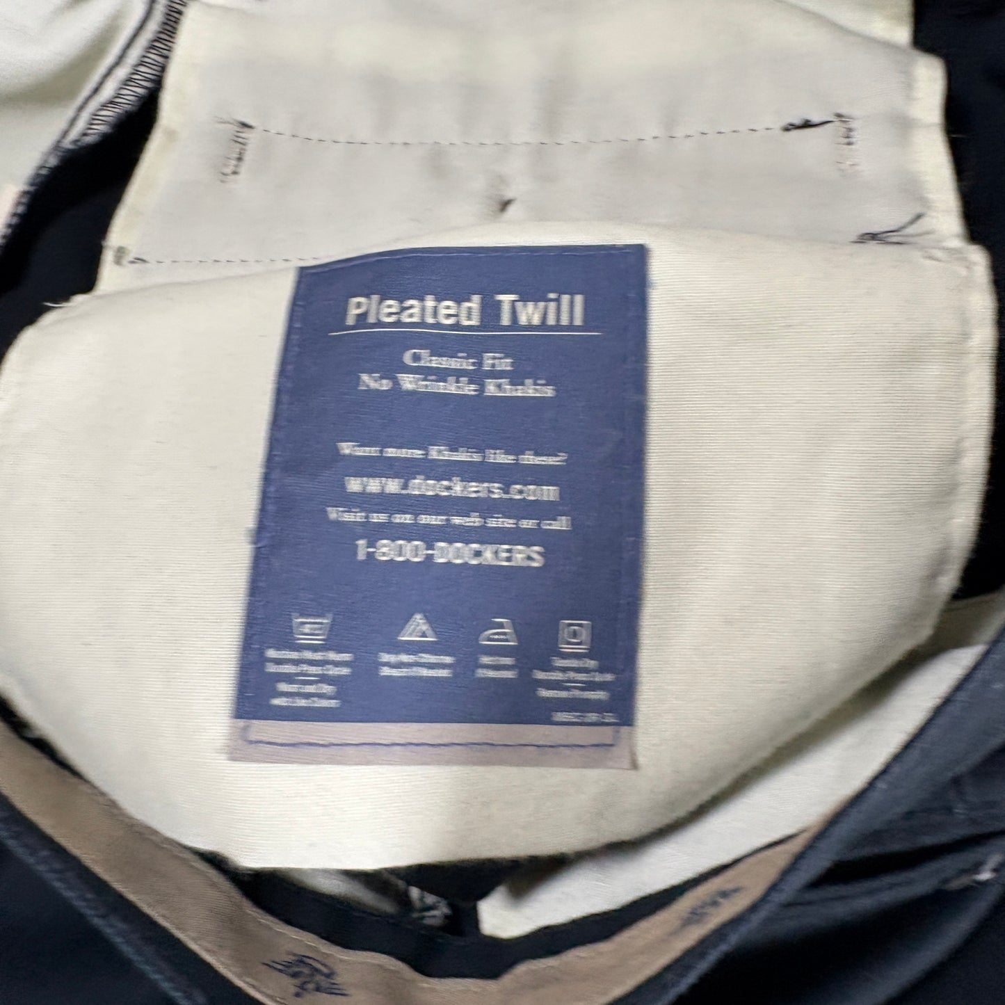 Dockers Mens Pants W36 L34 Black Pleated Twill Classic Fit Made USA Vintage