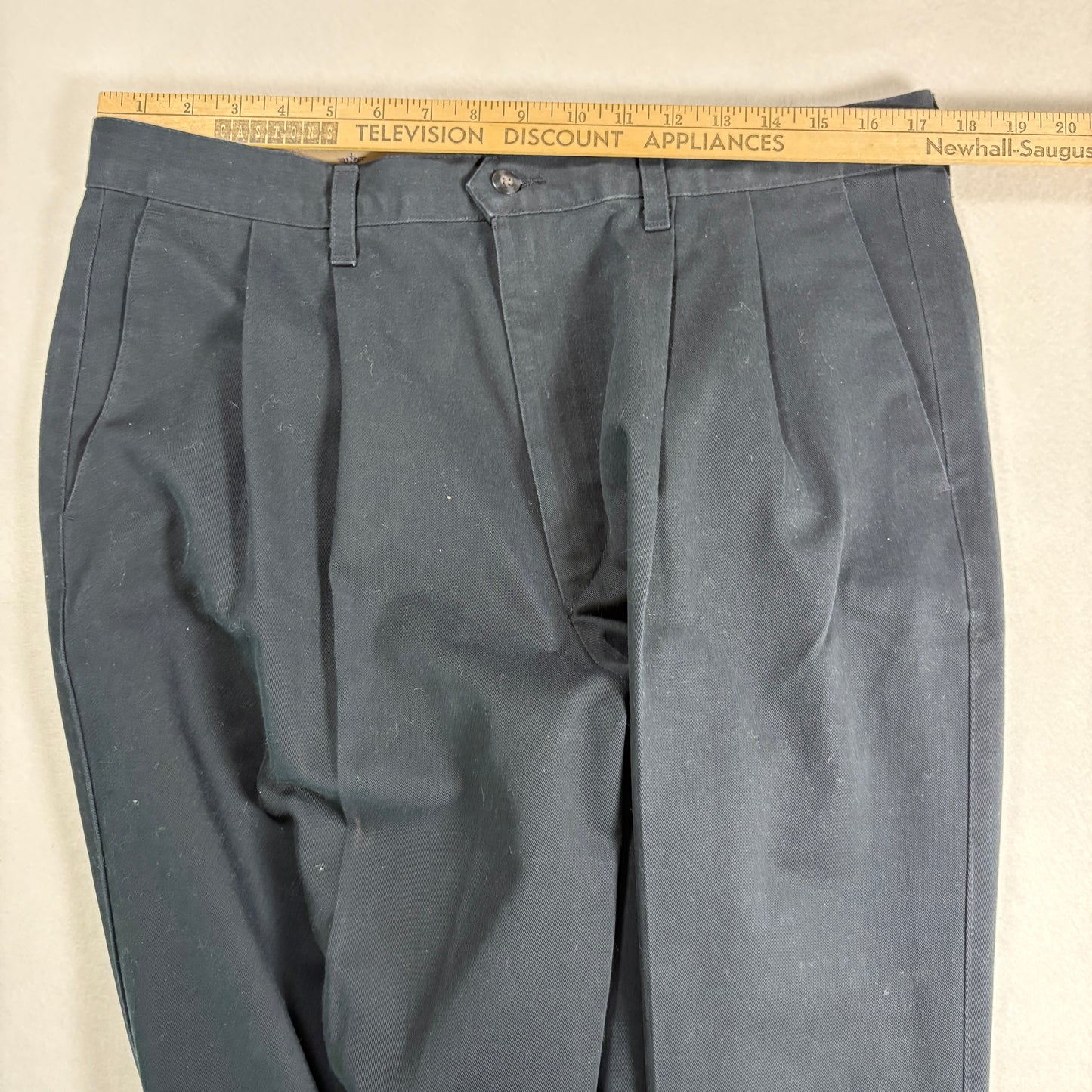 Dockers Mens Pants W36 L34 Black Pleated Twill Classic Fit Made USA Vintage