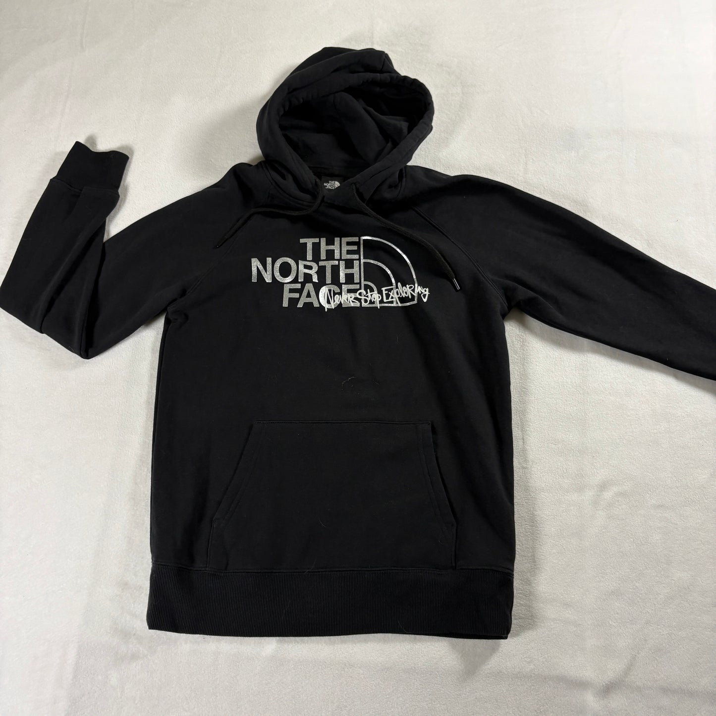 The North Face Hoodie Womens Small Black Logo Pullover Outdoor Streetwear Casual