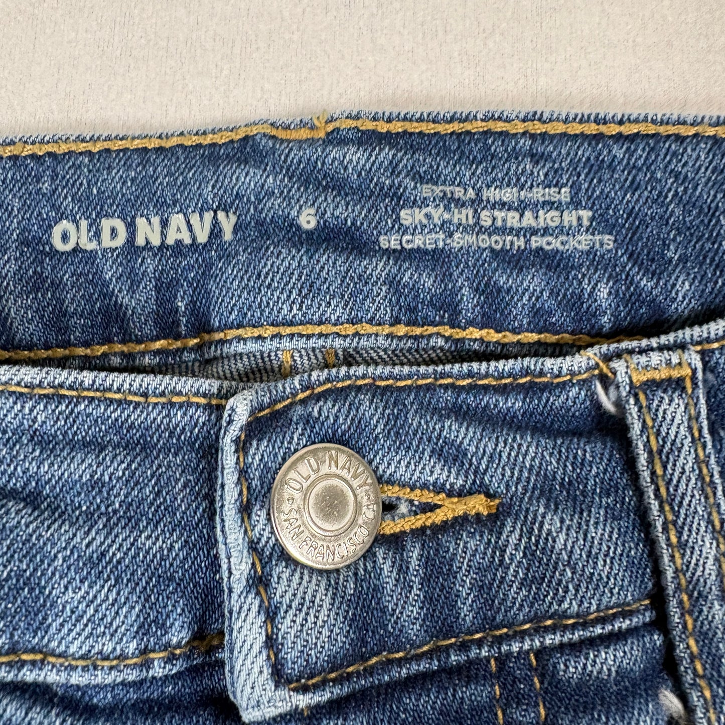 Old Navy Womens Jeans Size 6 Blue Distressed Denim Sky Hi Straight Y2K Grunge