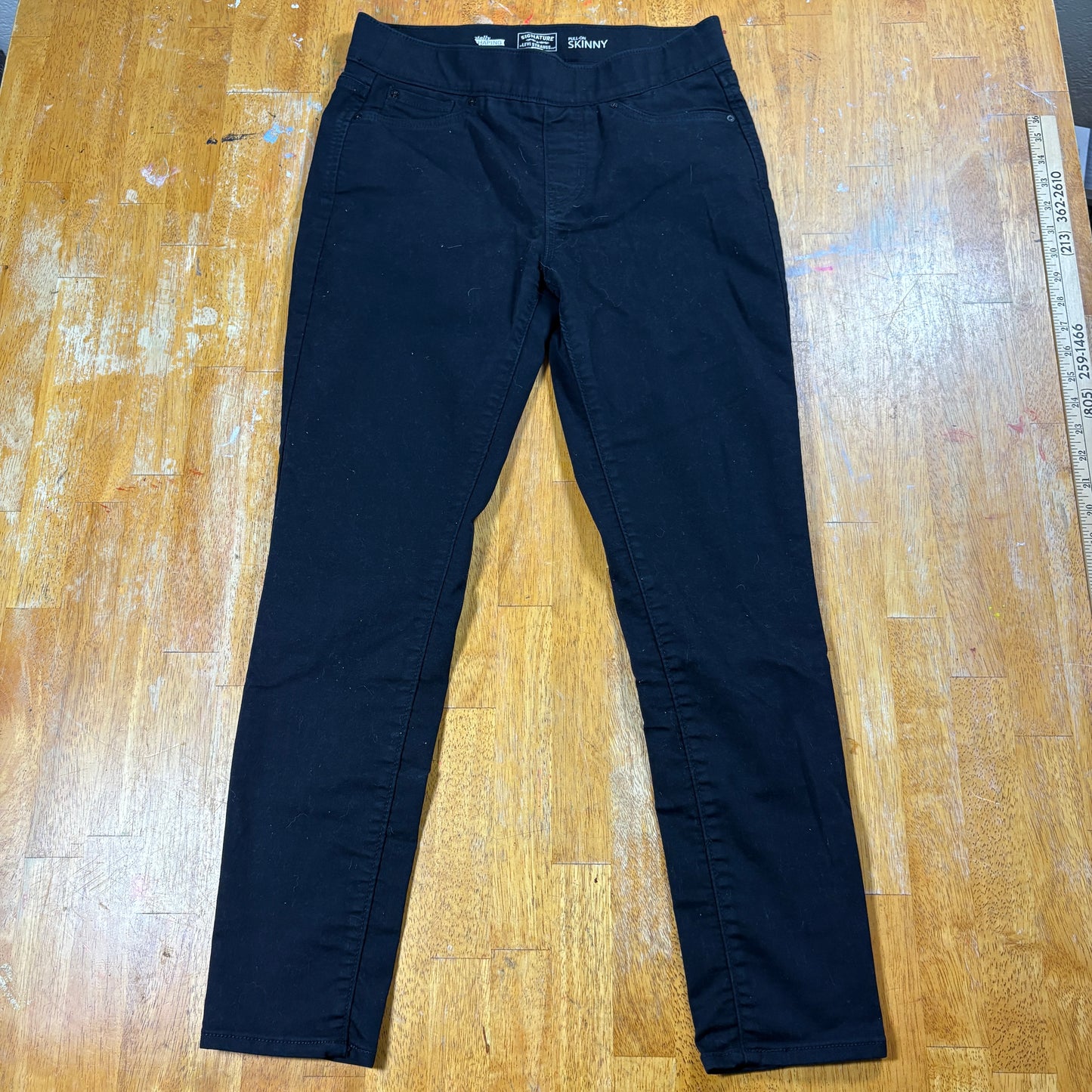 Levi’s Signature Skinny Pants Womens 8M 29x32 Black Stretch Pull On Shaping Fit