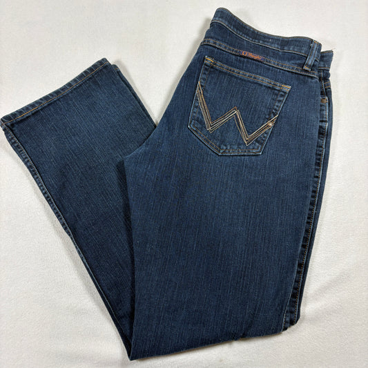 Wrangler Q-Baby Womens Jeans Size 15/16x34 Blue Denim Mid Rise Stretch Bootcut