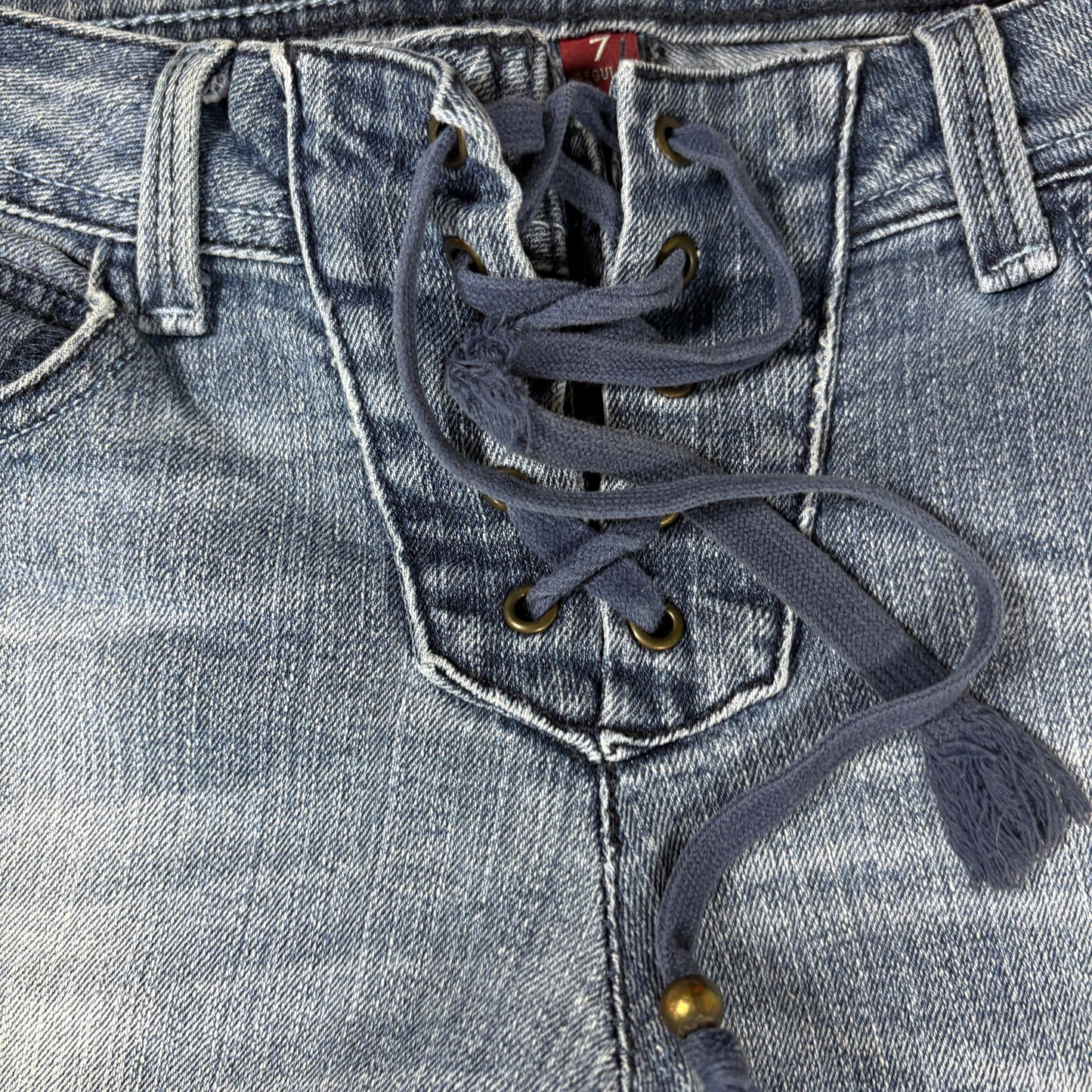 LEI Womens Jeans Sz 7 Low Rise Flare Gray Wash Y2K 2000s Vintage Grunge Ashley