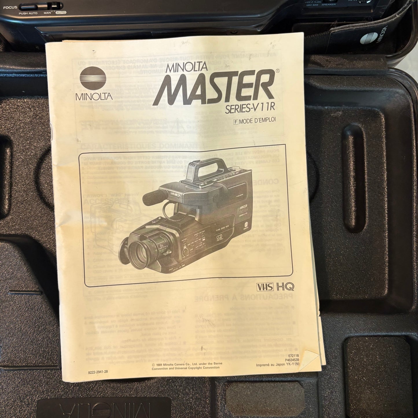 Minolta Master Series-V1R VHS Camcorder with Case, Manual - Tested, Clean